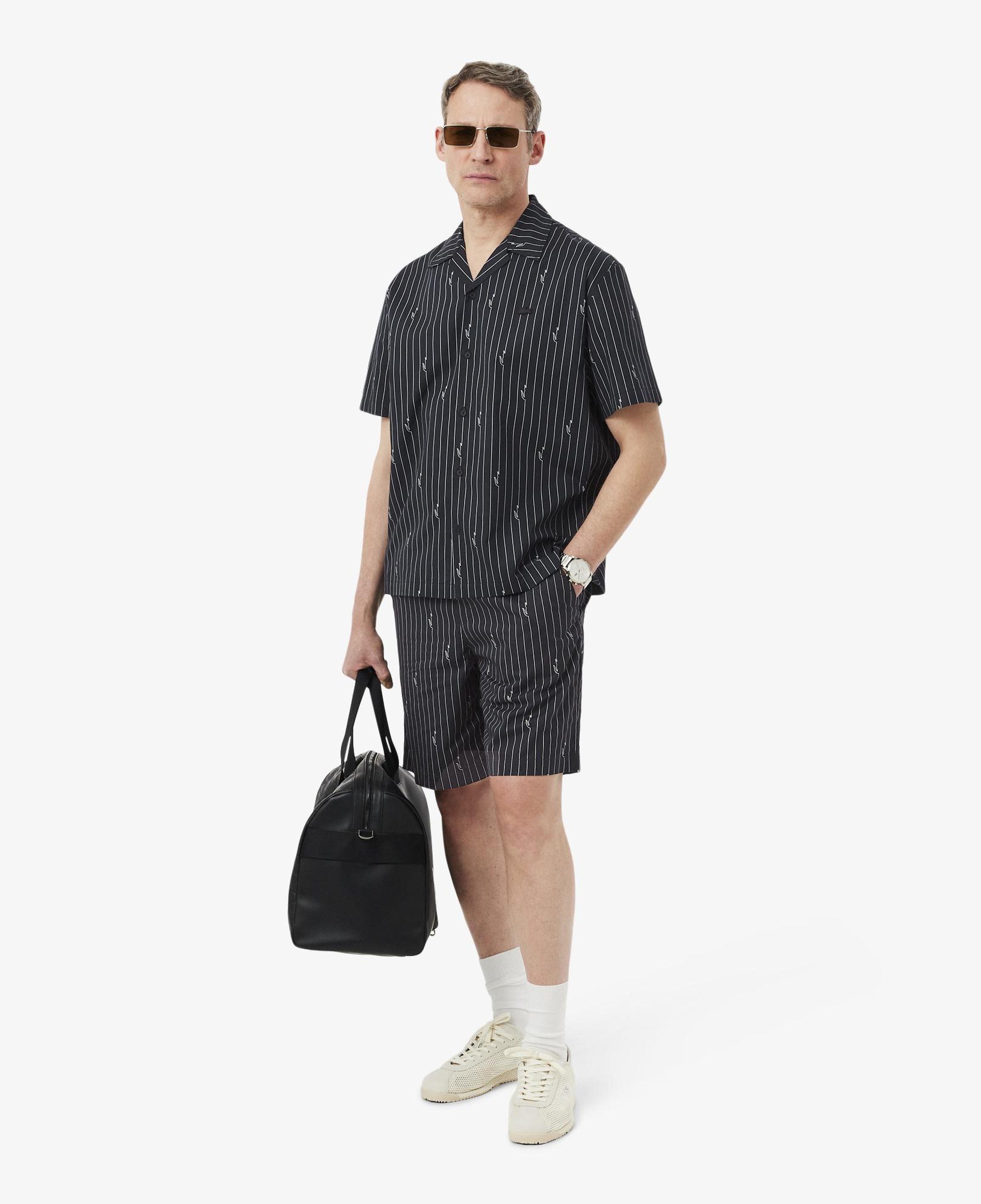 Erkek Relaxed Fit Çizgili Siyah Şort