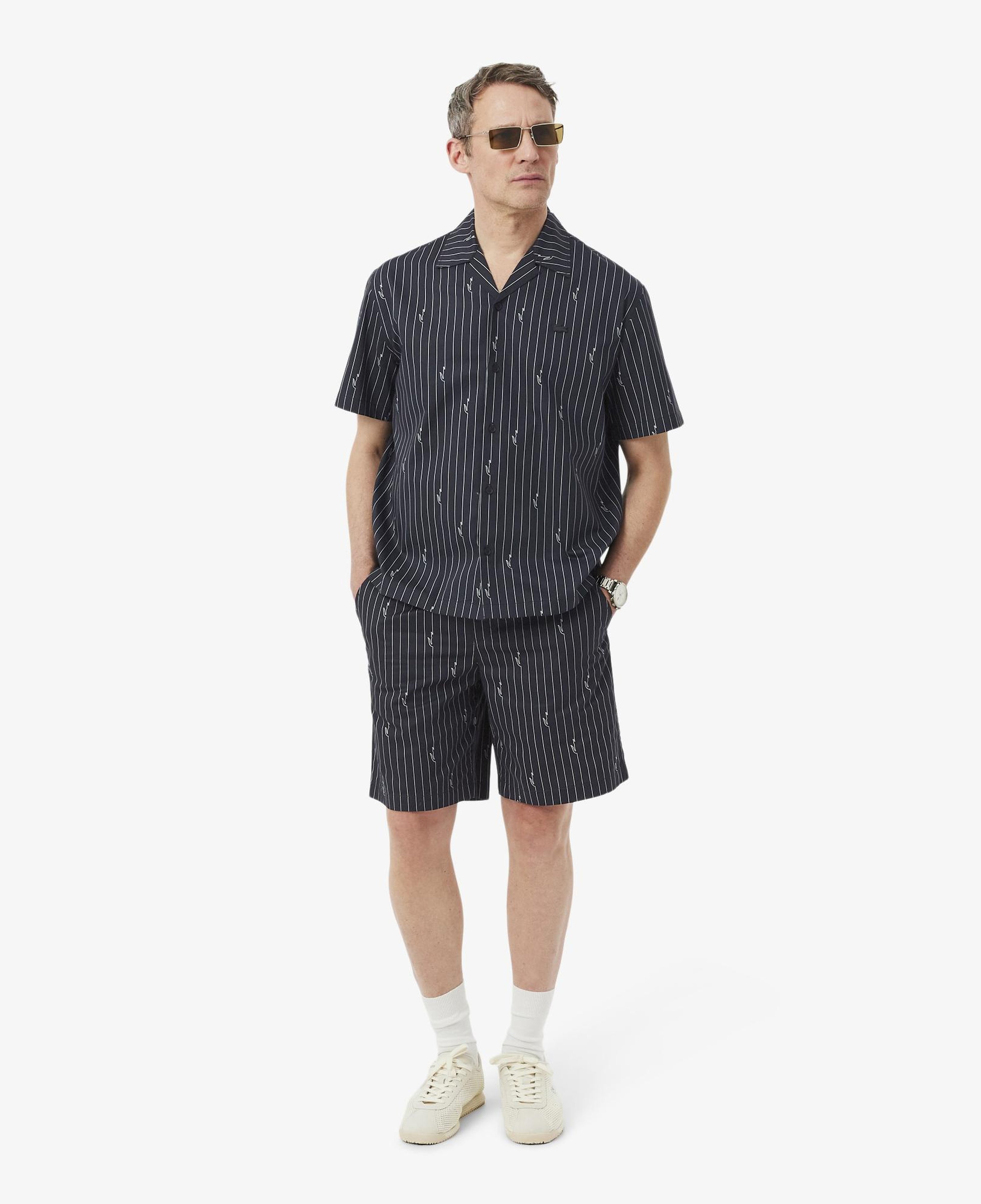 Erkek Relaxed Fit Çizgili Siyah Şort