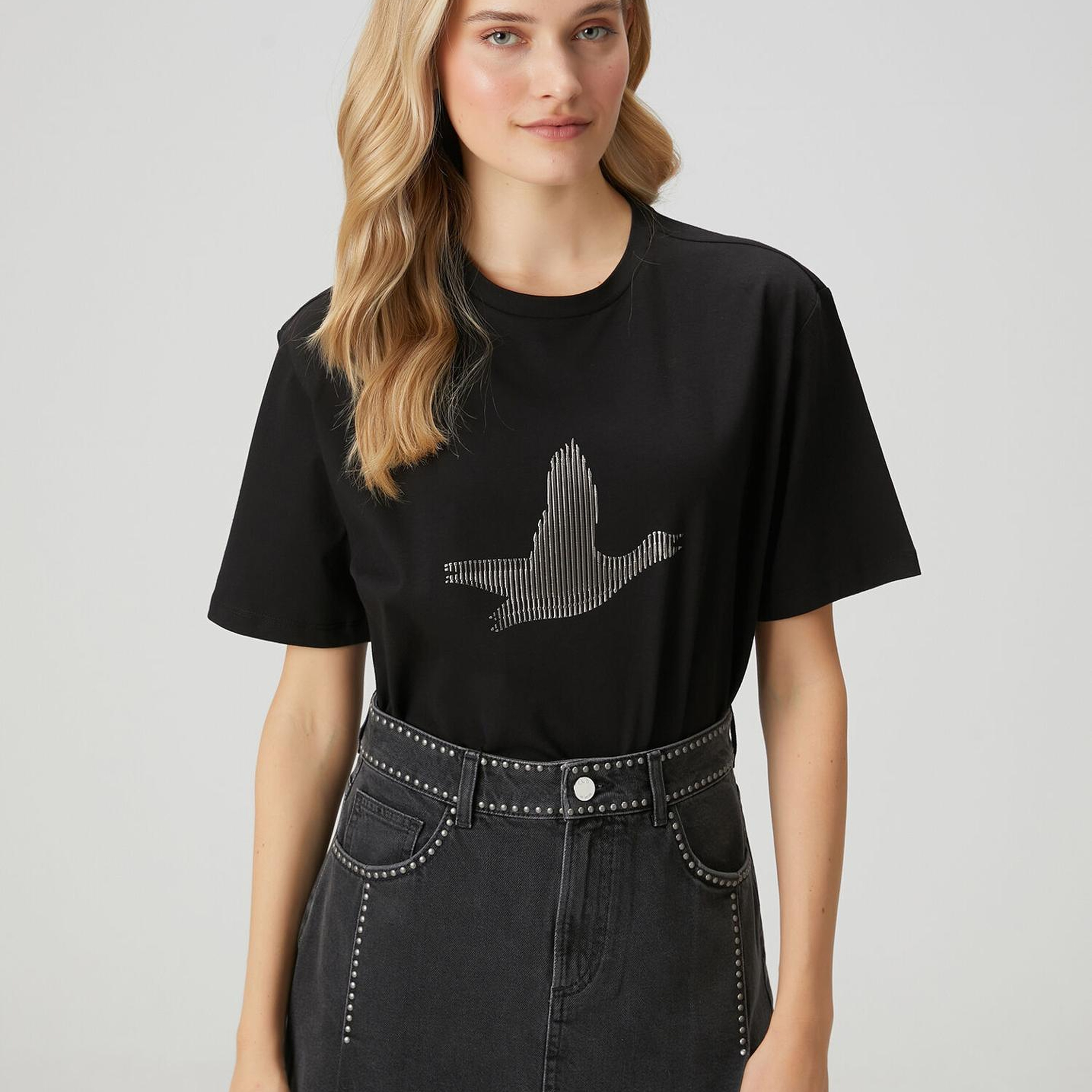 Beymen Club Kadın Siyah Çizgili Logolu T-shirt