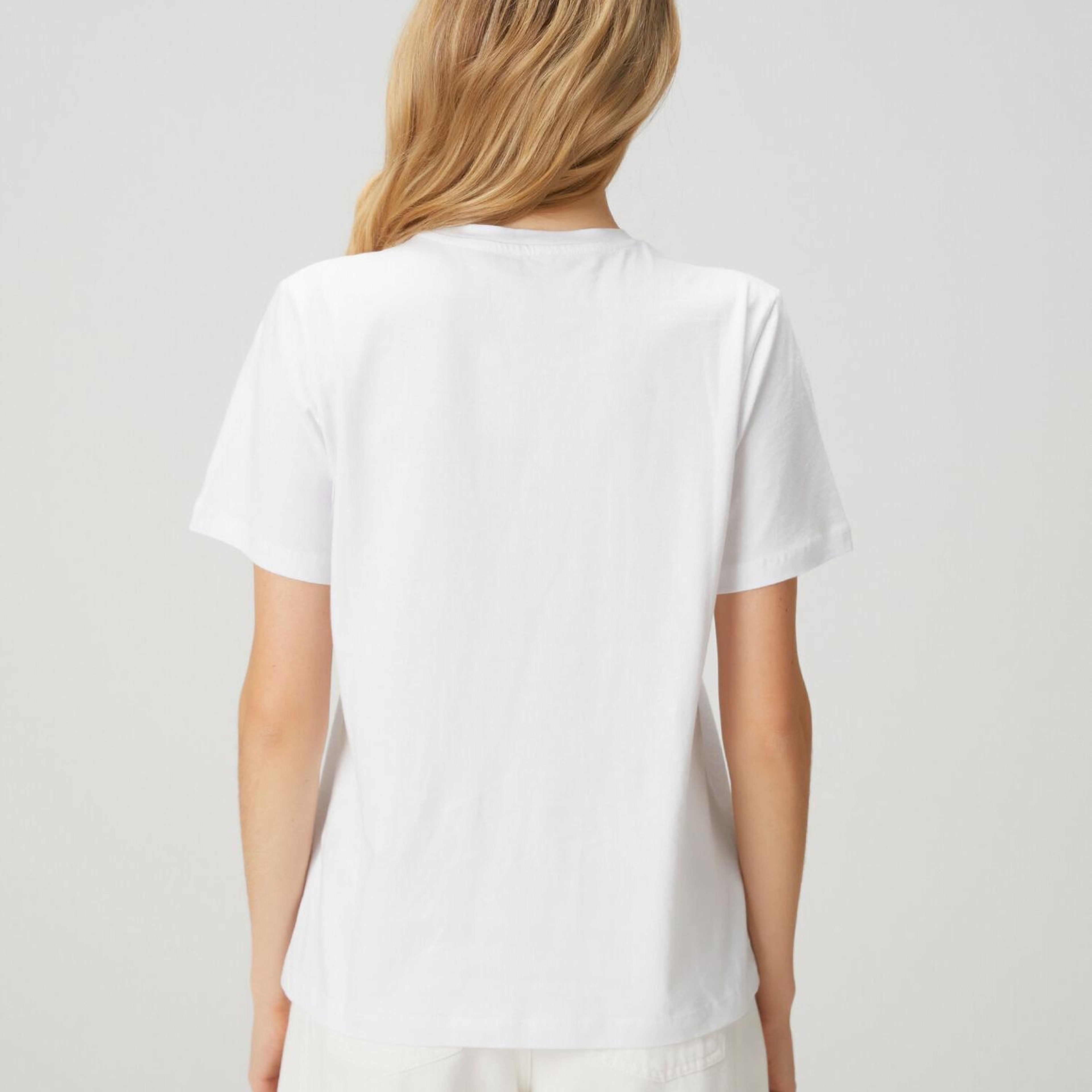 Beymen Club Kadın Beyaz Zincir Logolu T-shirt