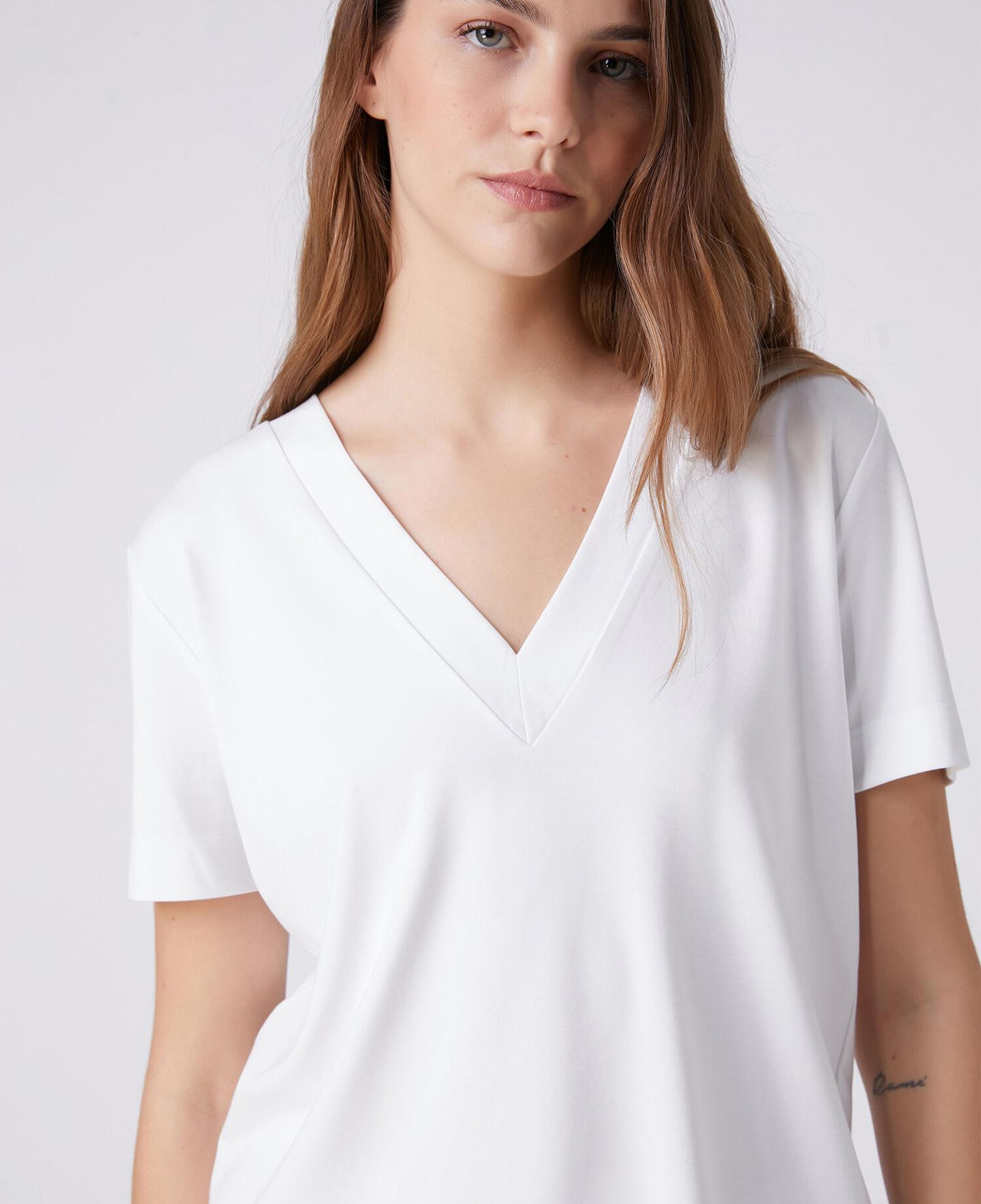 Beymen Club Kadın Kırık Beyaz Yanı Yırtmaçlı Basic T-shirt