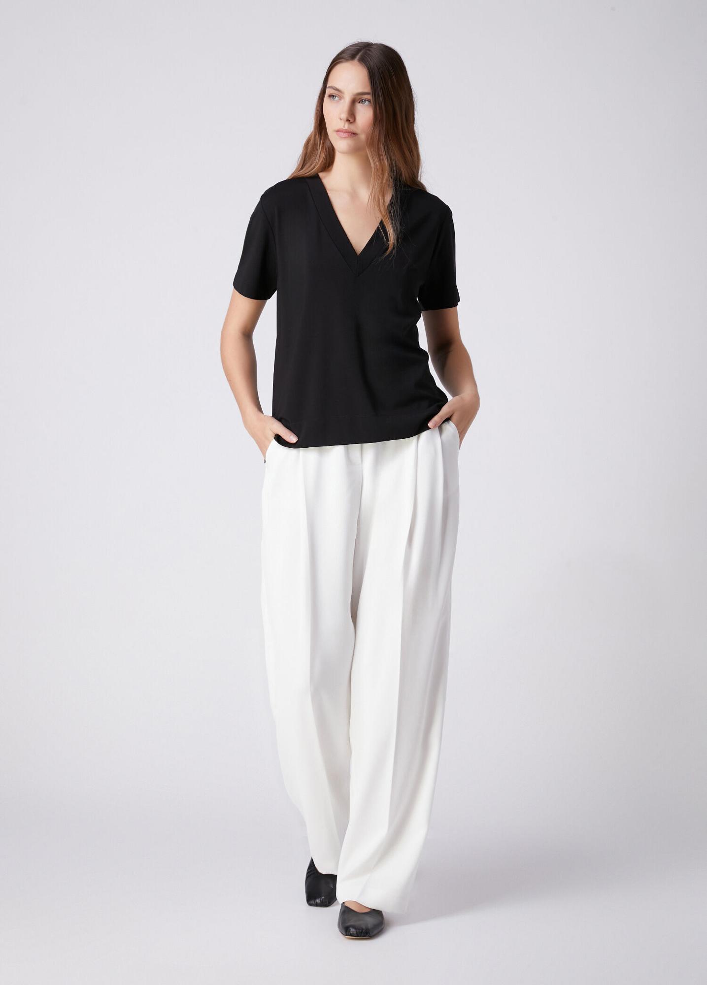 Beymen Club Kadın Siyah Yanı Yırtmaçlı Basic T-shirt