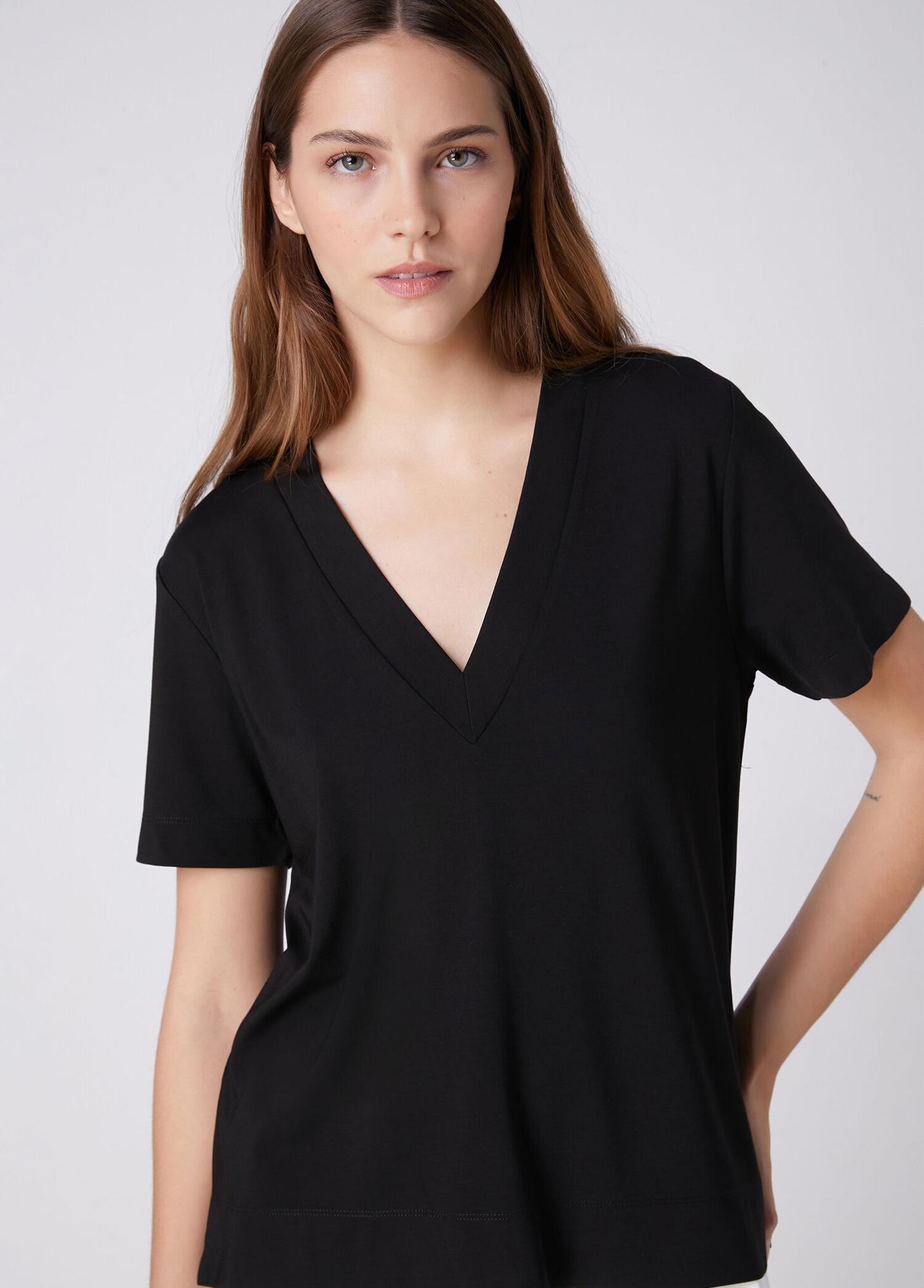 Beymen Club Kadın Siyah Yanı Yırtmaçlı Basic T-shirt
