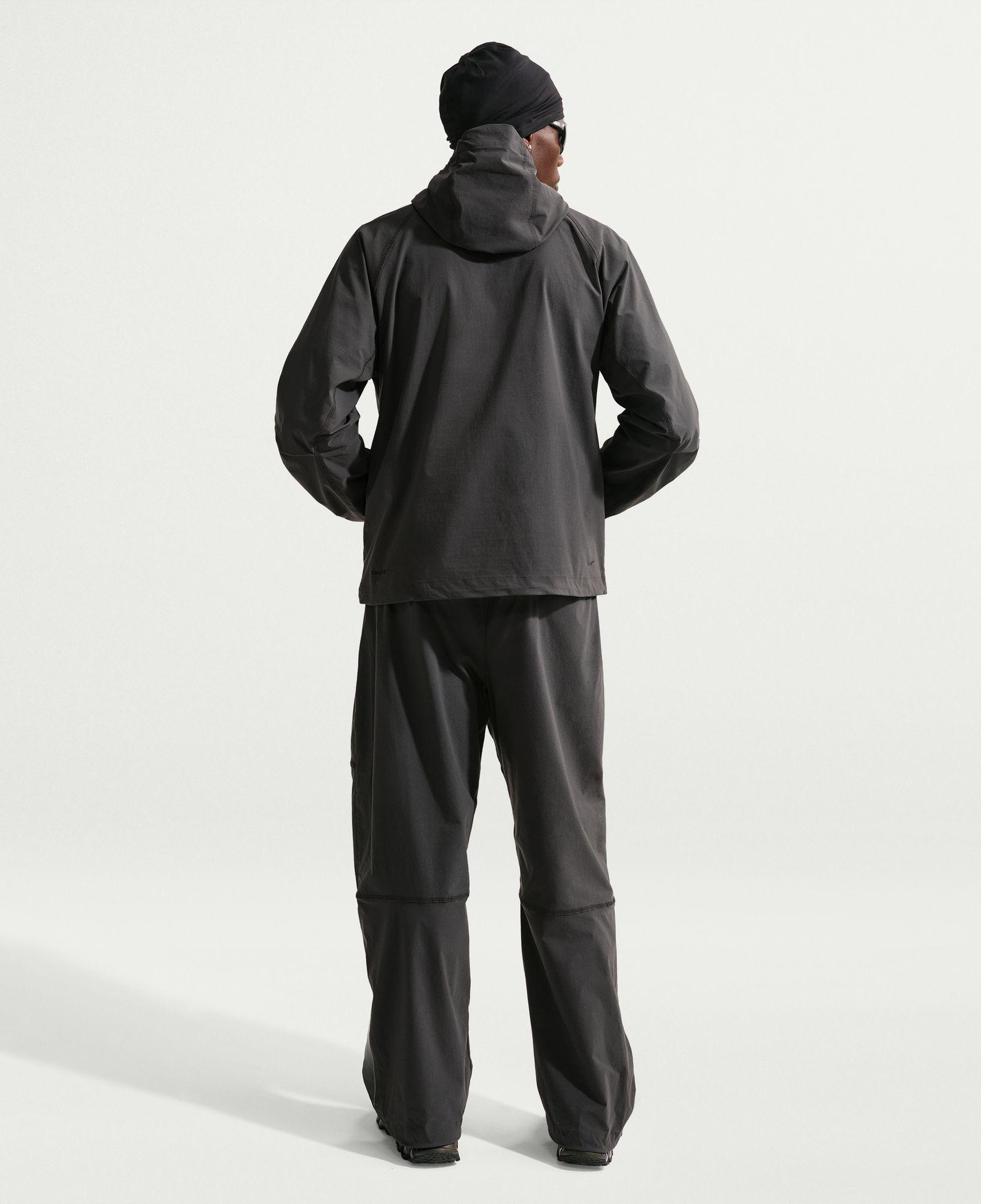Nike Dri-Fit Tech Woven Windrunner Full-Zip Erkek Antrasit Ceket