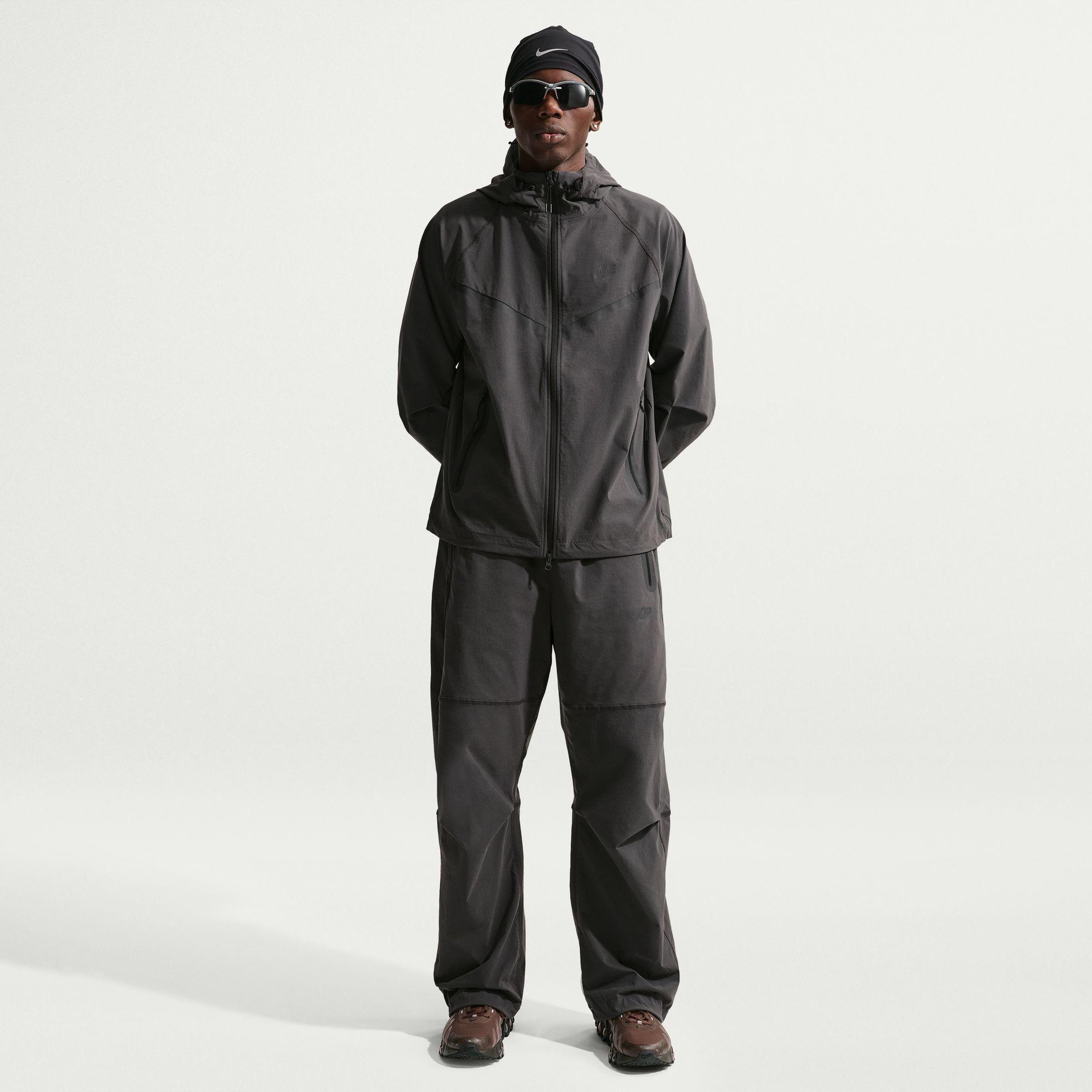 Nike Dri-Fit Tech Woven Windrunner Full-Zip Erkek Antrasit Ceket
