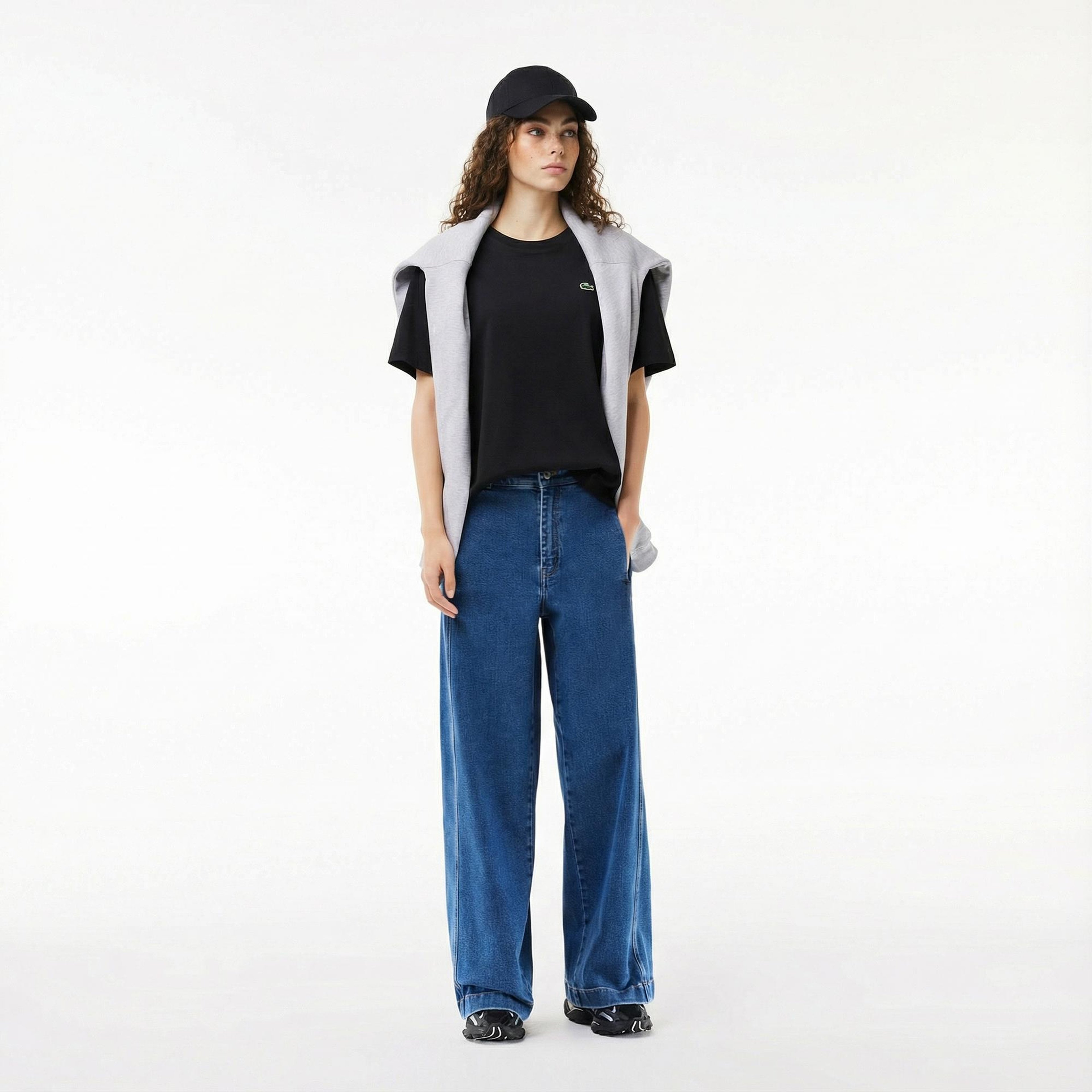Lacoste Kadın Relaxed Fit Bisiklet Yaka Siyah T-Shirt