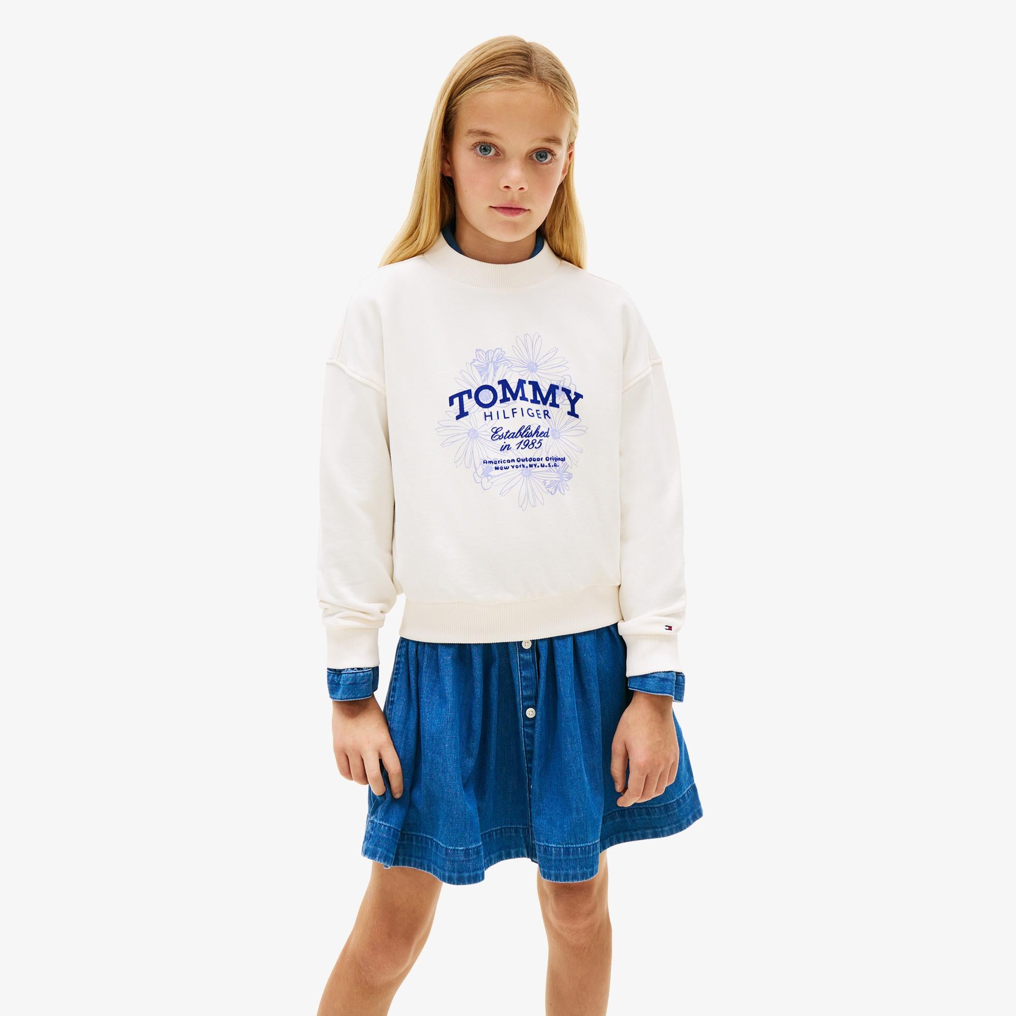 Tommy Hilfiger Flock Flower Crew Neck Çocuk Beyaz Sweatshirt