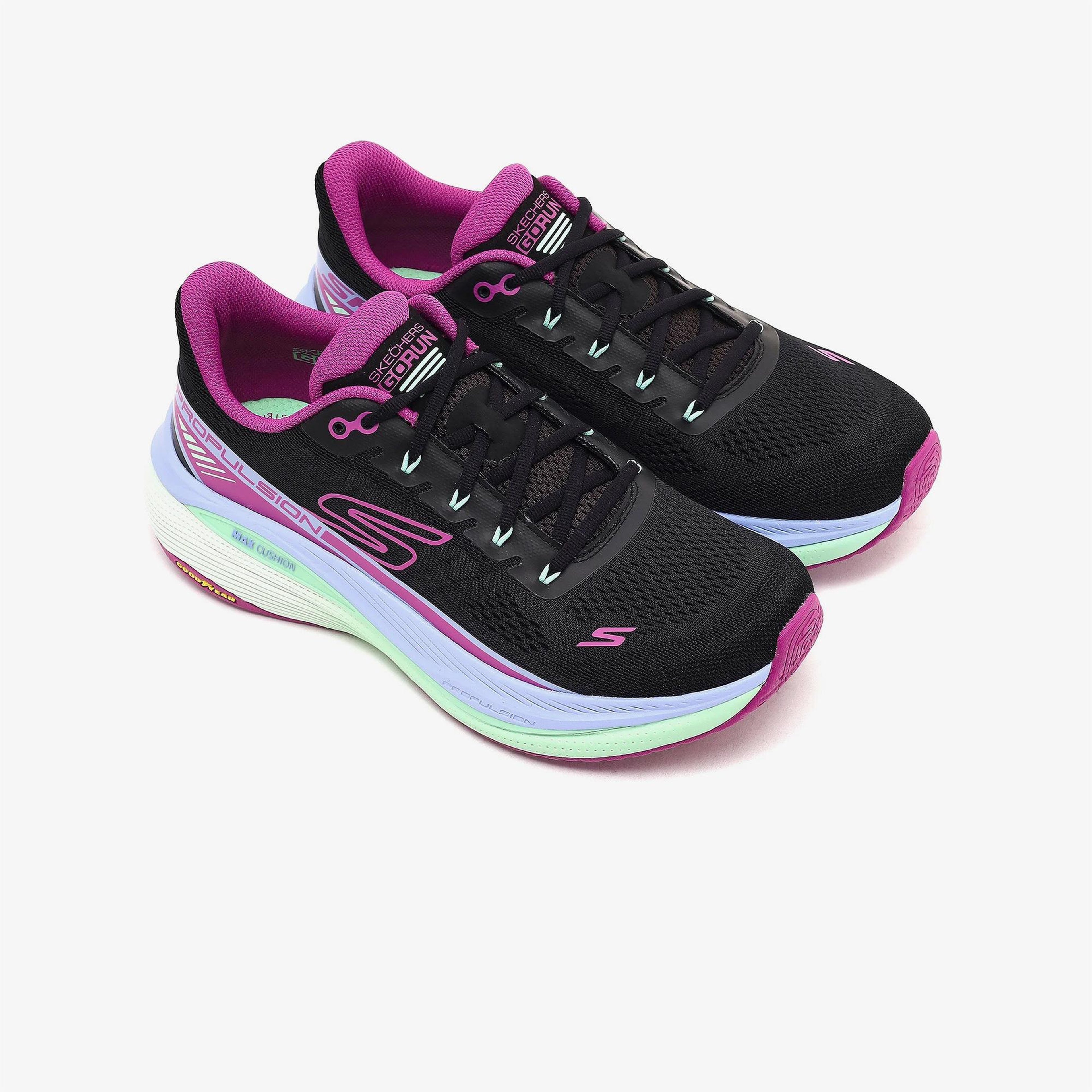Skechers Max Cushioning Kadın Siyah Koşu Ayakkabısı