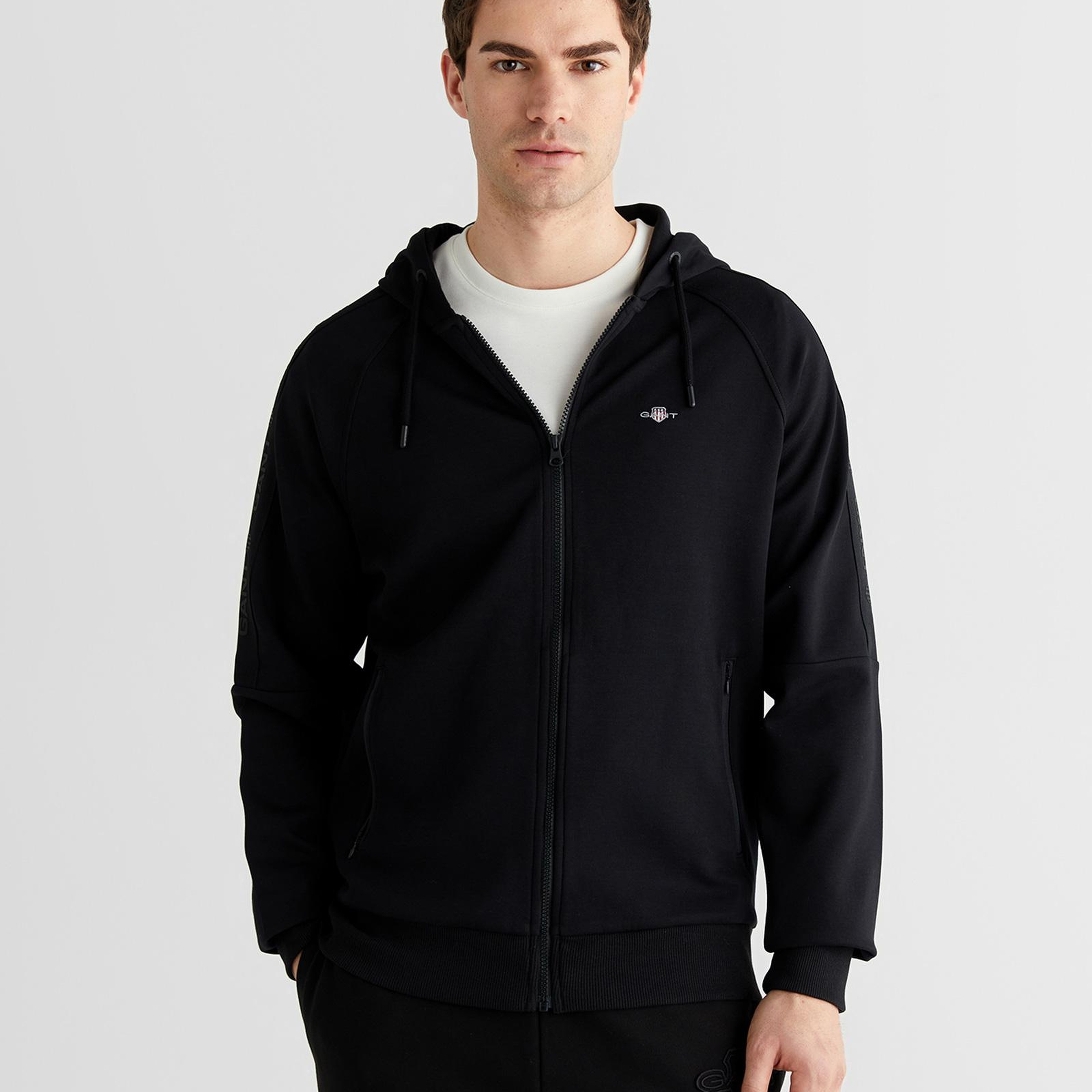 GANT Erkek Siyah Fermuarlı Kapüşonlu Sweatshirt