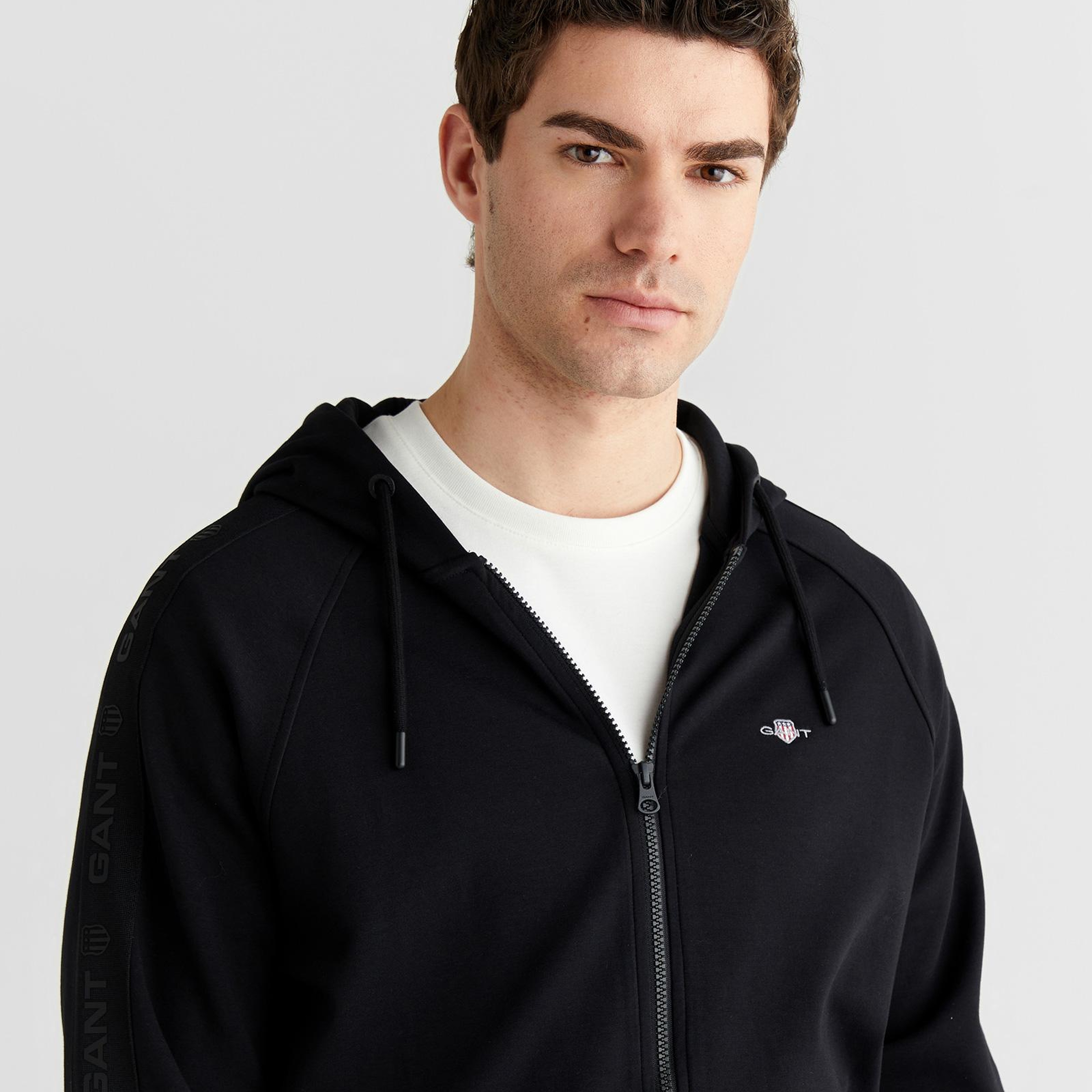 GANT Erkek Siyah Fermuarlı Kapüşonlu Sweatshirt