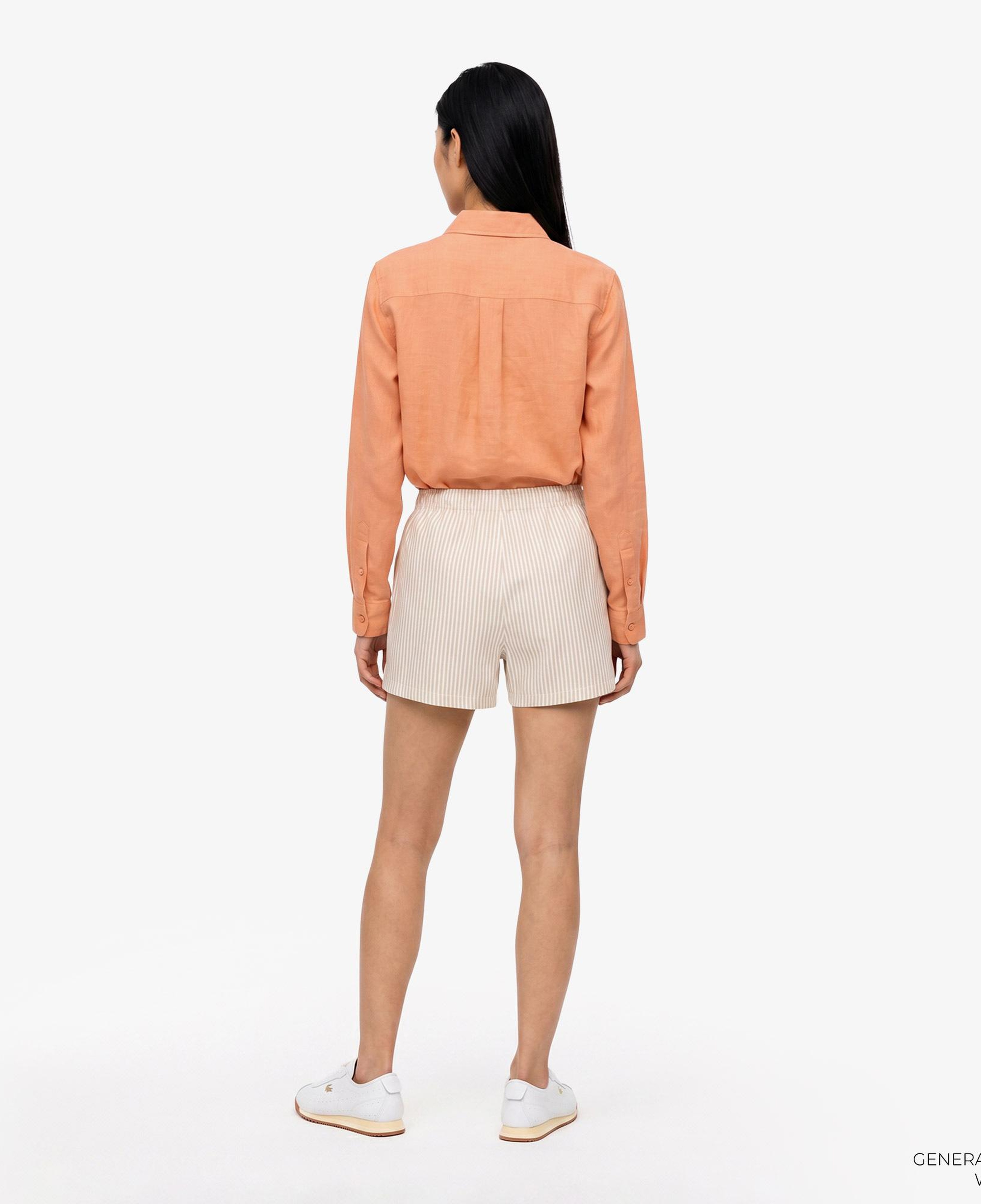 Kadın Oversize Fit Krem Şort