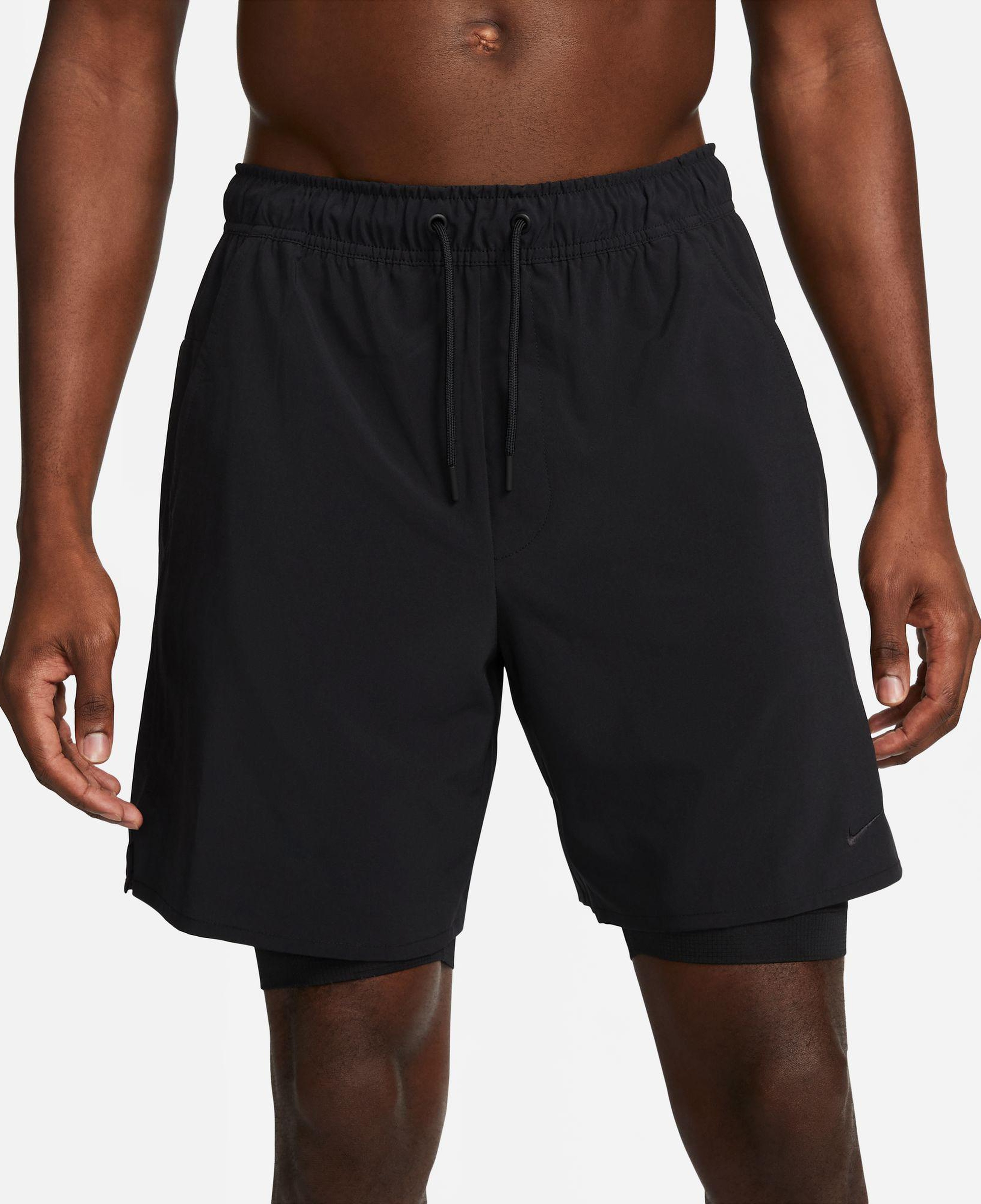 Nike Dri-Fit 18 cm 2'si 1 Arada Unlimited Woven Erkek Siyah Şort