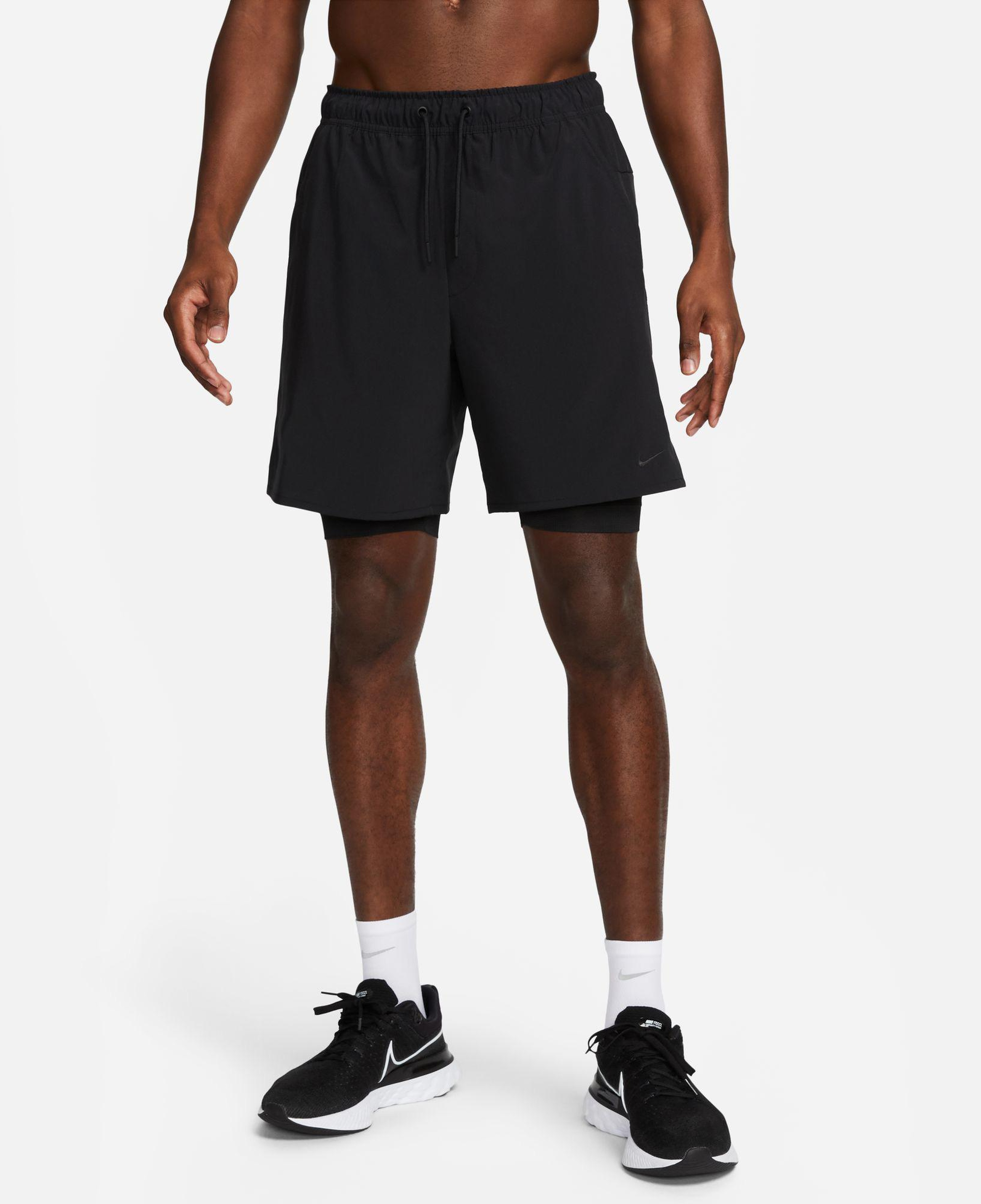 Nike Dri-Fit 18 cm 2'si 1 Arada Unlimited Woven Erkek Siyah Şort