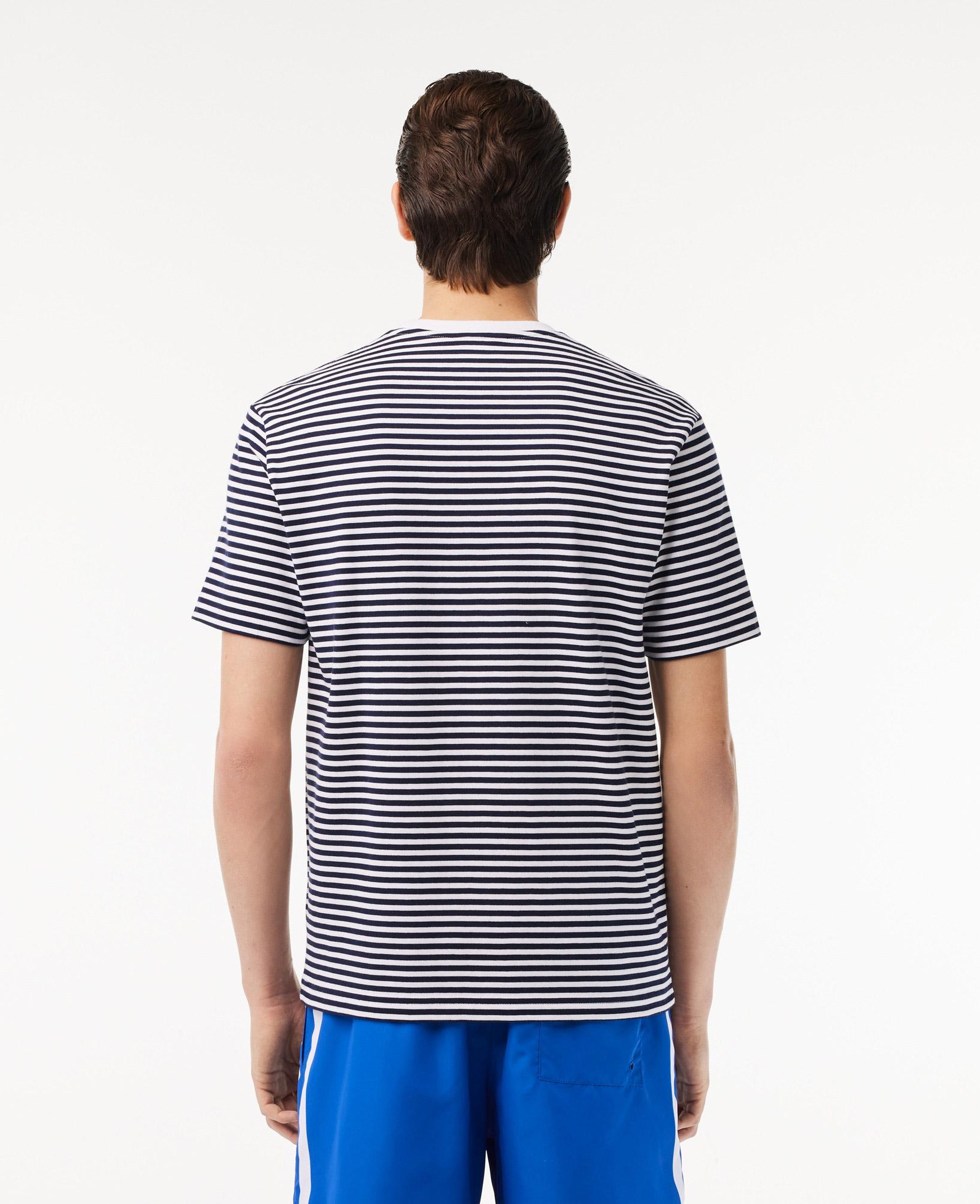 Erkek Classic Fit Bisiklet Yaka Çizgili Beyaz T-Shirt