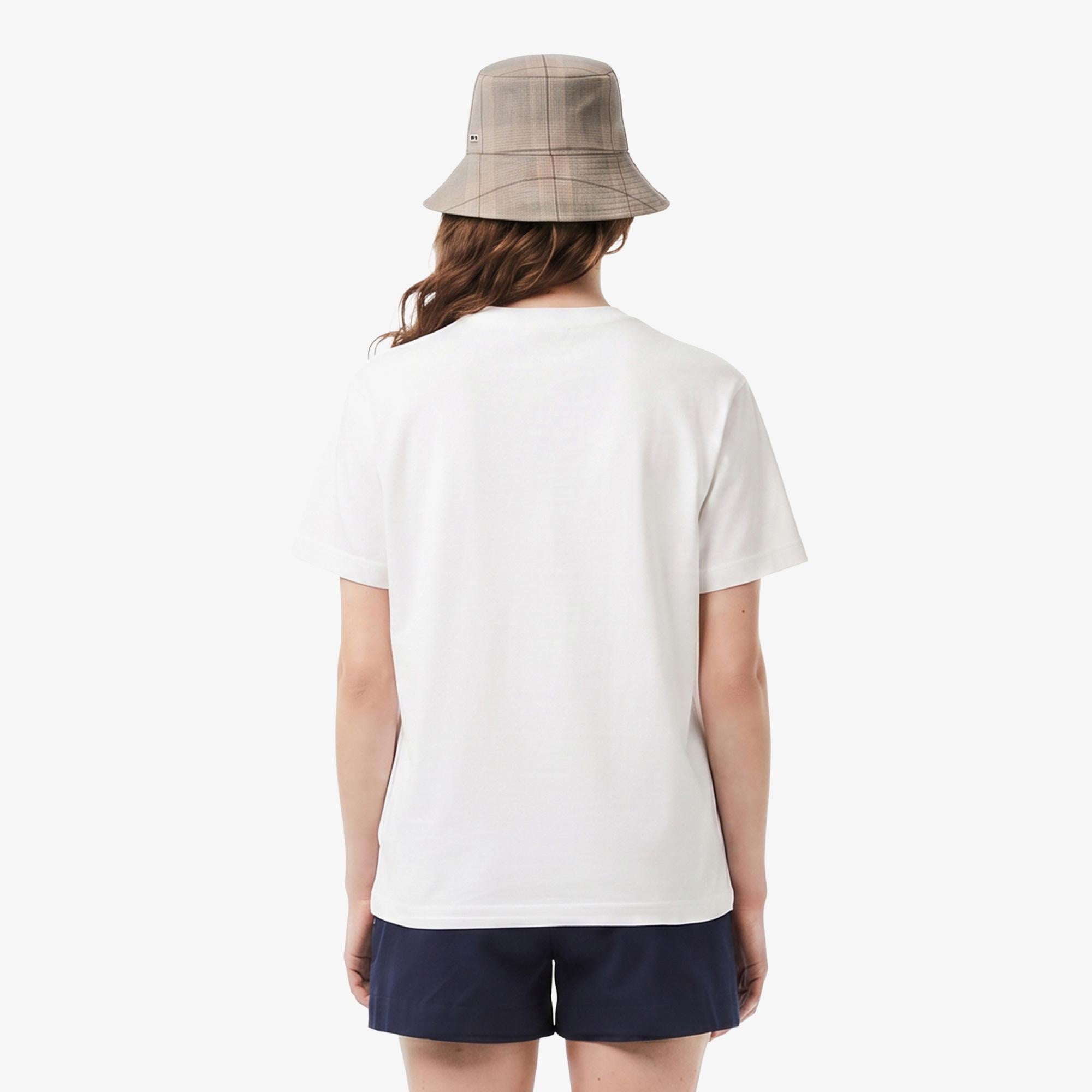 Kadın Loose Fit V Yaka Beyaz T-Shirt