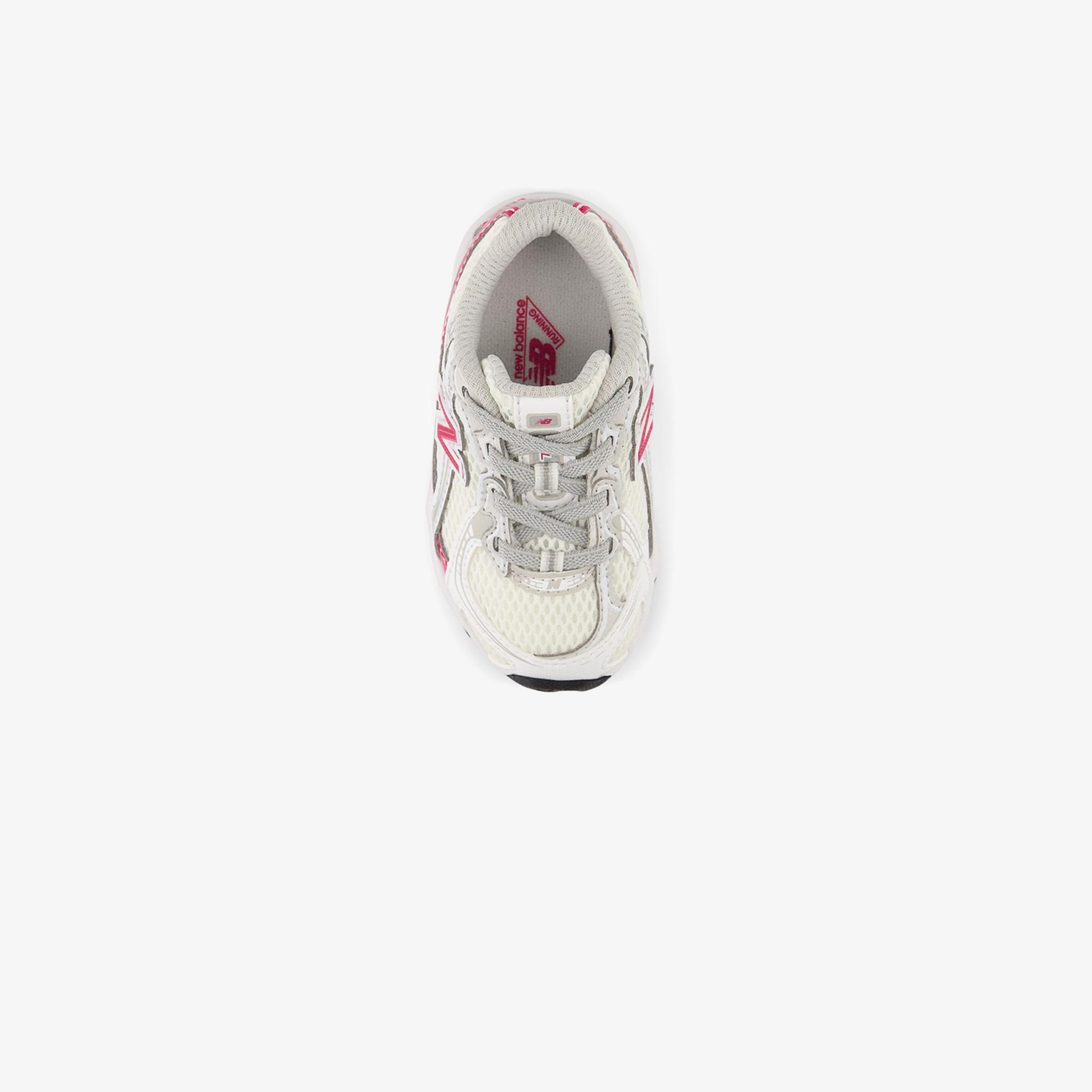 New Balance 740 Lifestyle Çocuk Beyaz Spor Ayakkabı