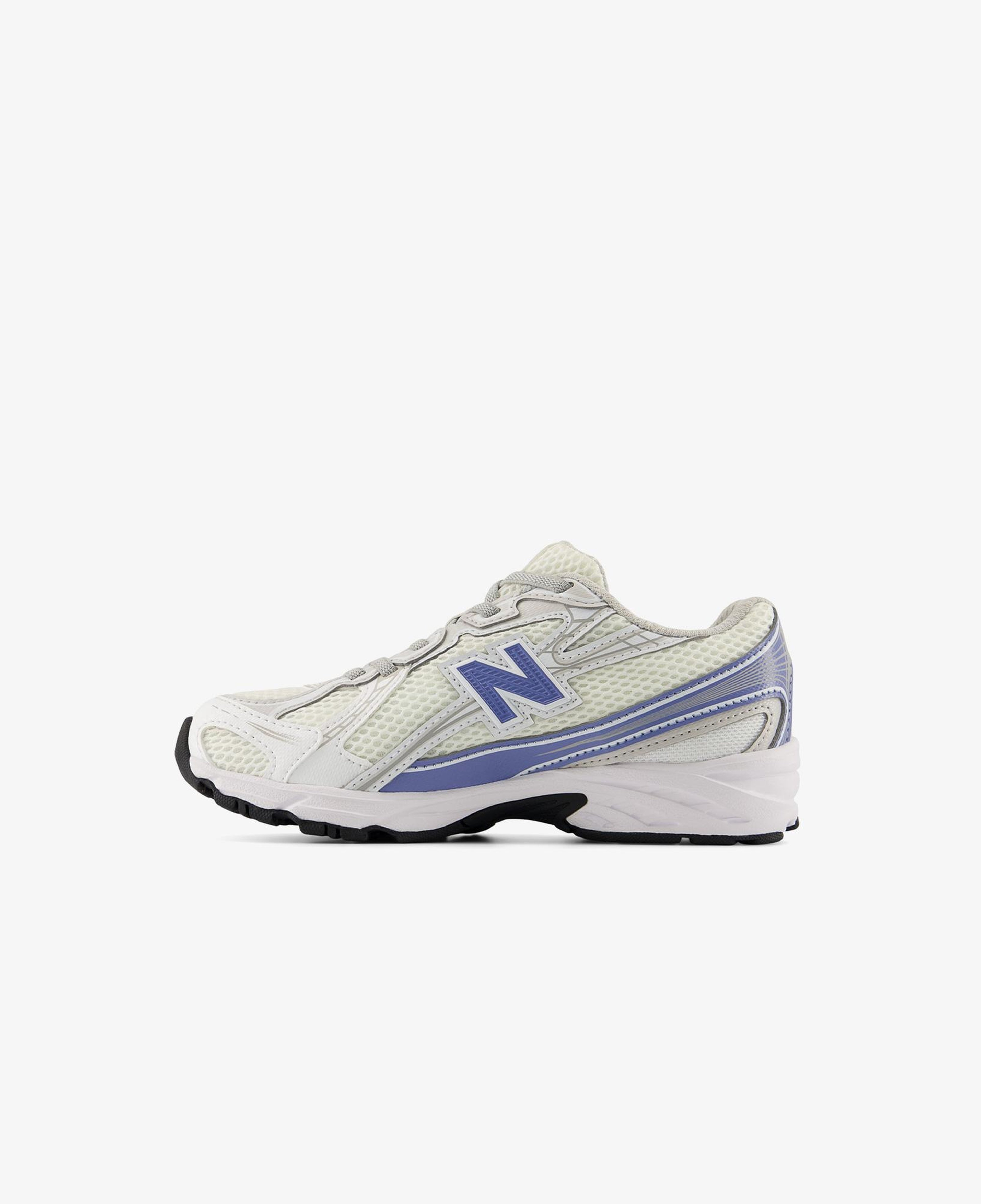New Balance 740 Lifestyle Çocuk Beyaz Spor Ayakkabı