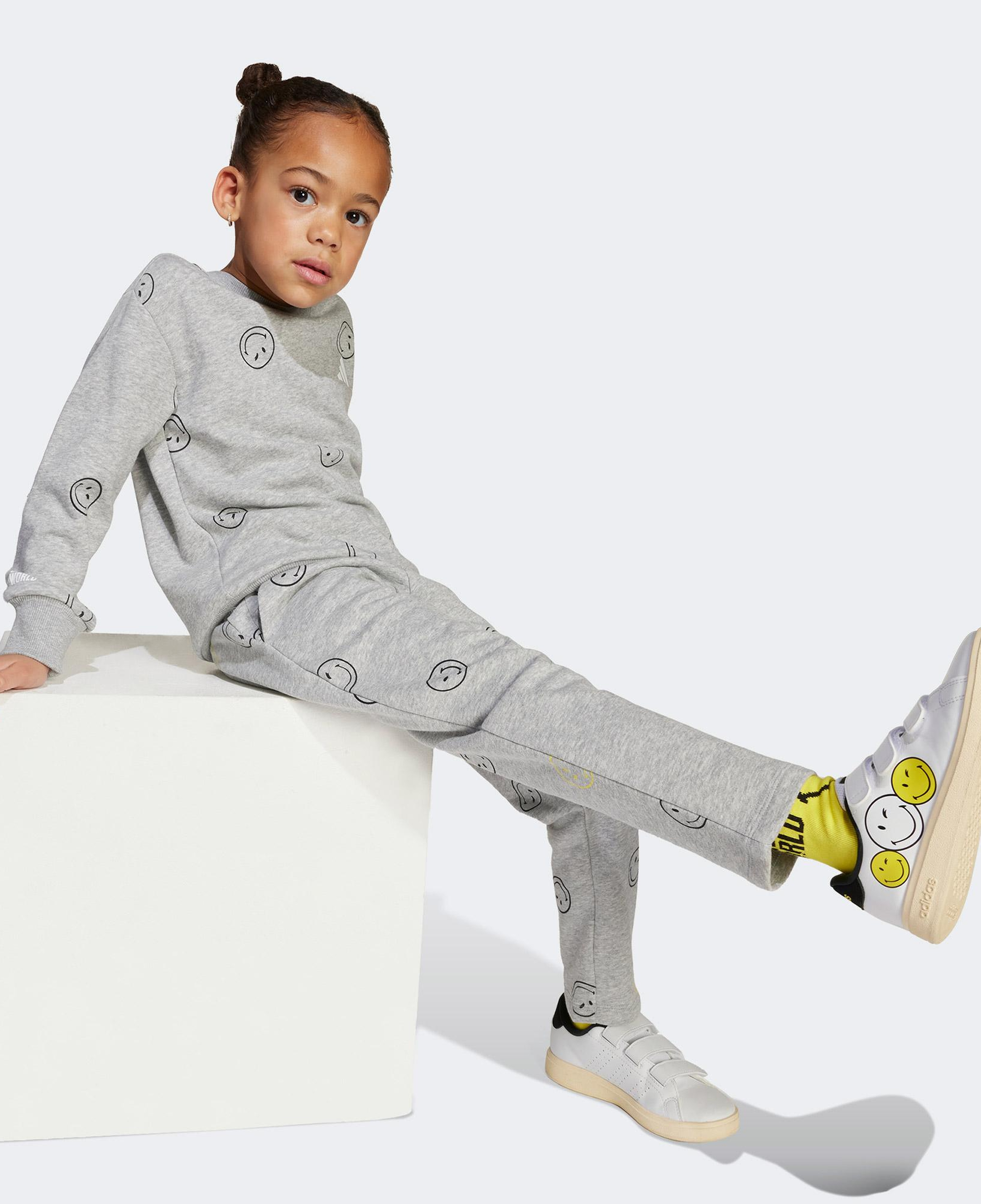adidas X Smileyworld Çocuk Gri Eşofman Takımı