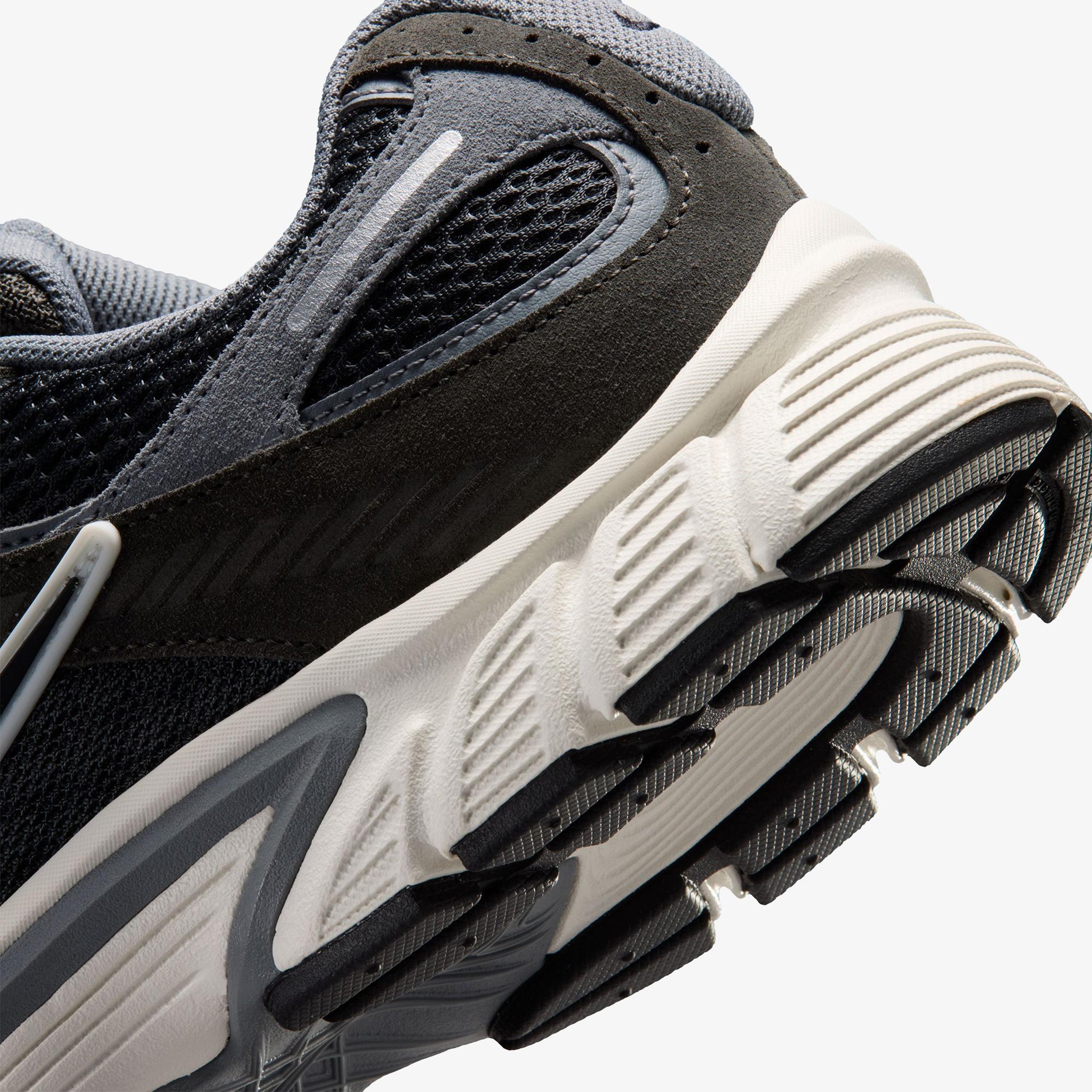 Nike V5 RNR Suede 2 Erkek Antrasit Spor Ayakkabı