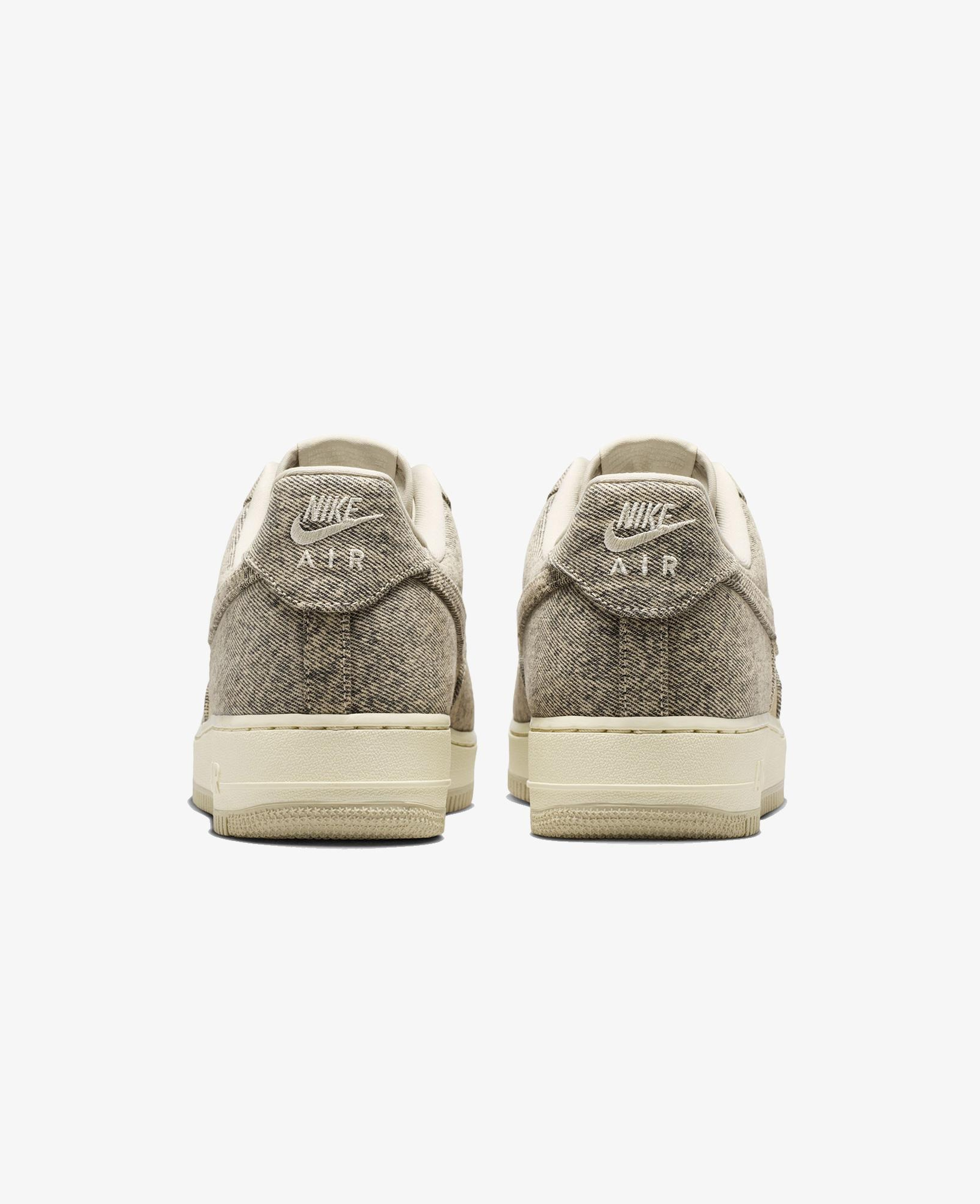 Nike Air Force 1 '07 LV8 Erkek Yeşil Spor Ayakkabı