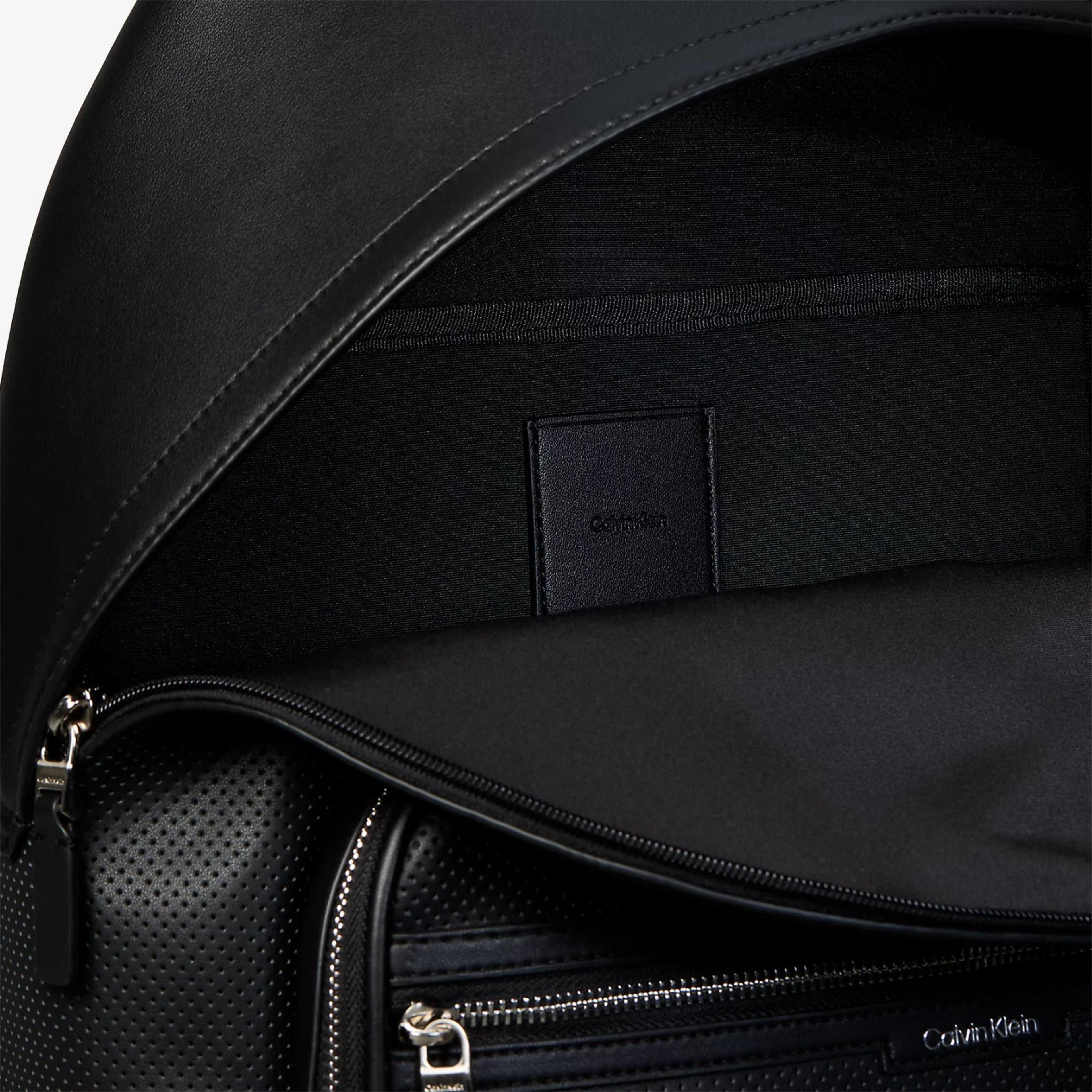 Calvin Klein Perforated Erkek Siyah Sırt Çantası