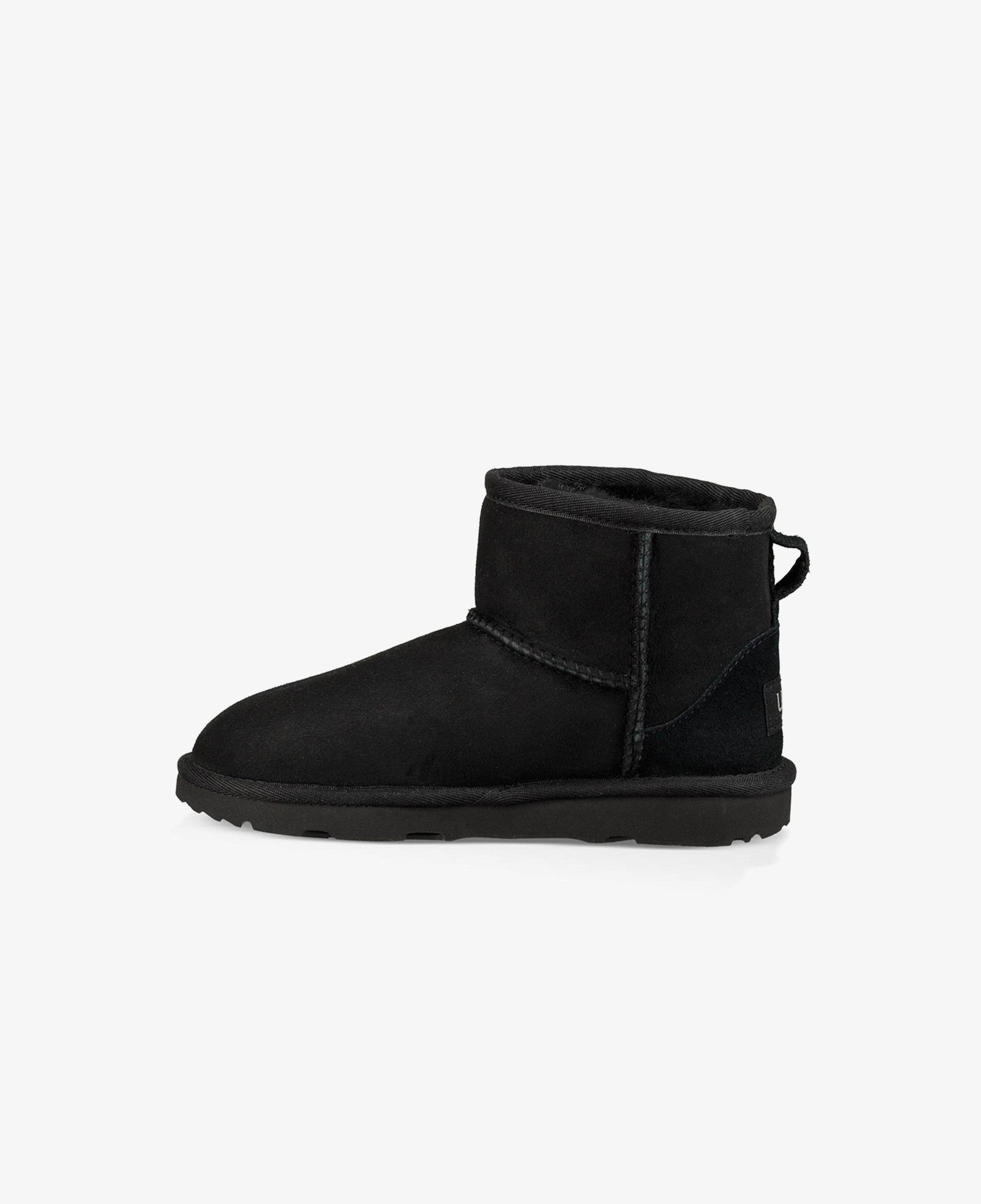 UGG Classic Mini II Çocuk Siyah Bot