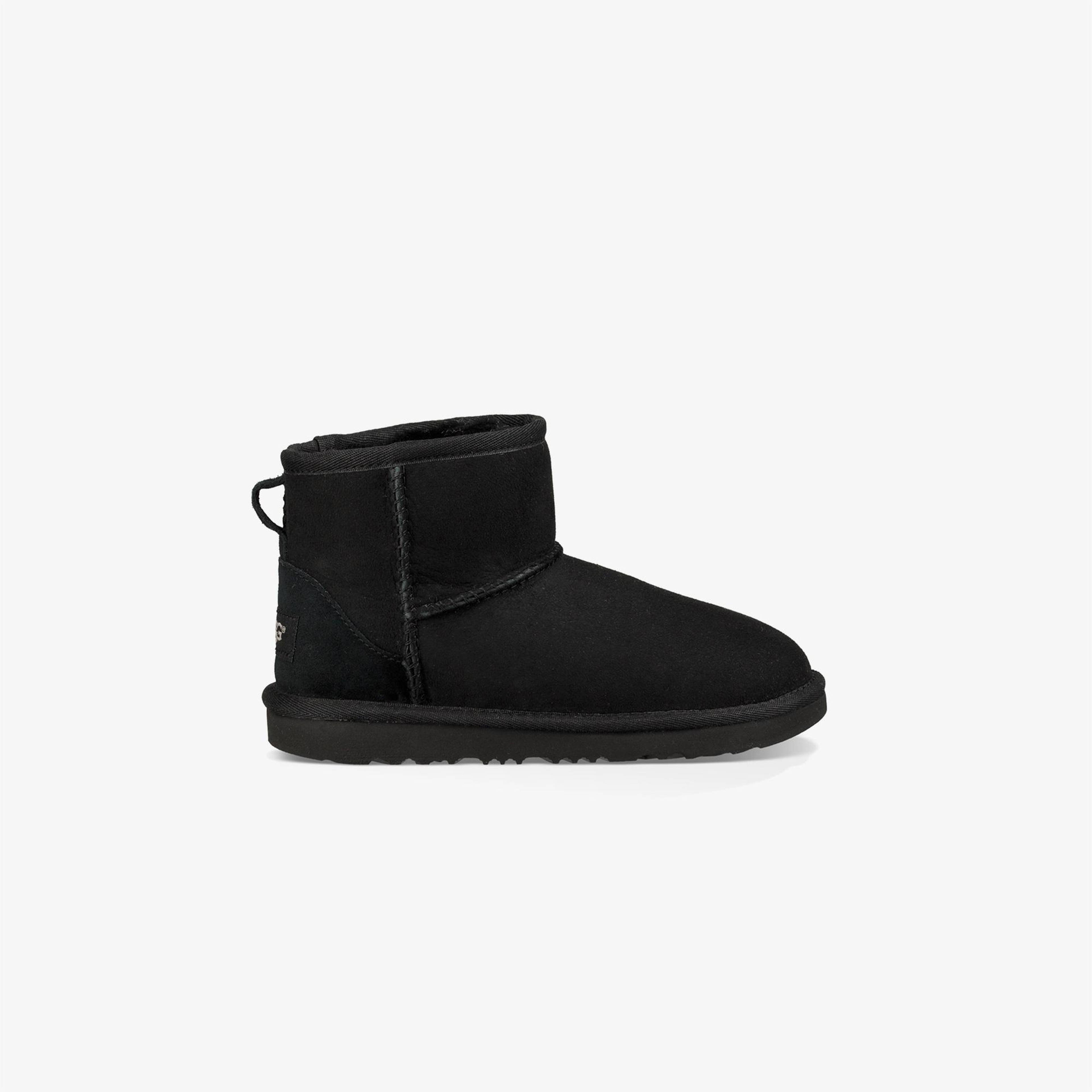 UGG Classic Mini II Çocuk Siyah Bot