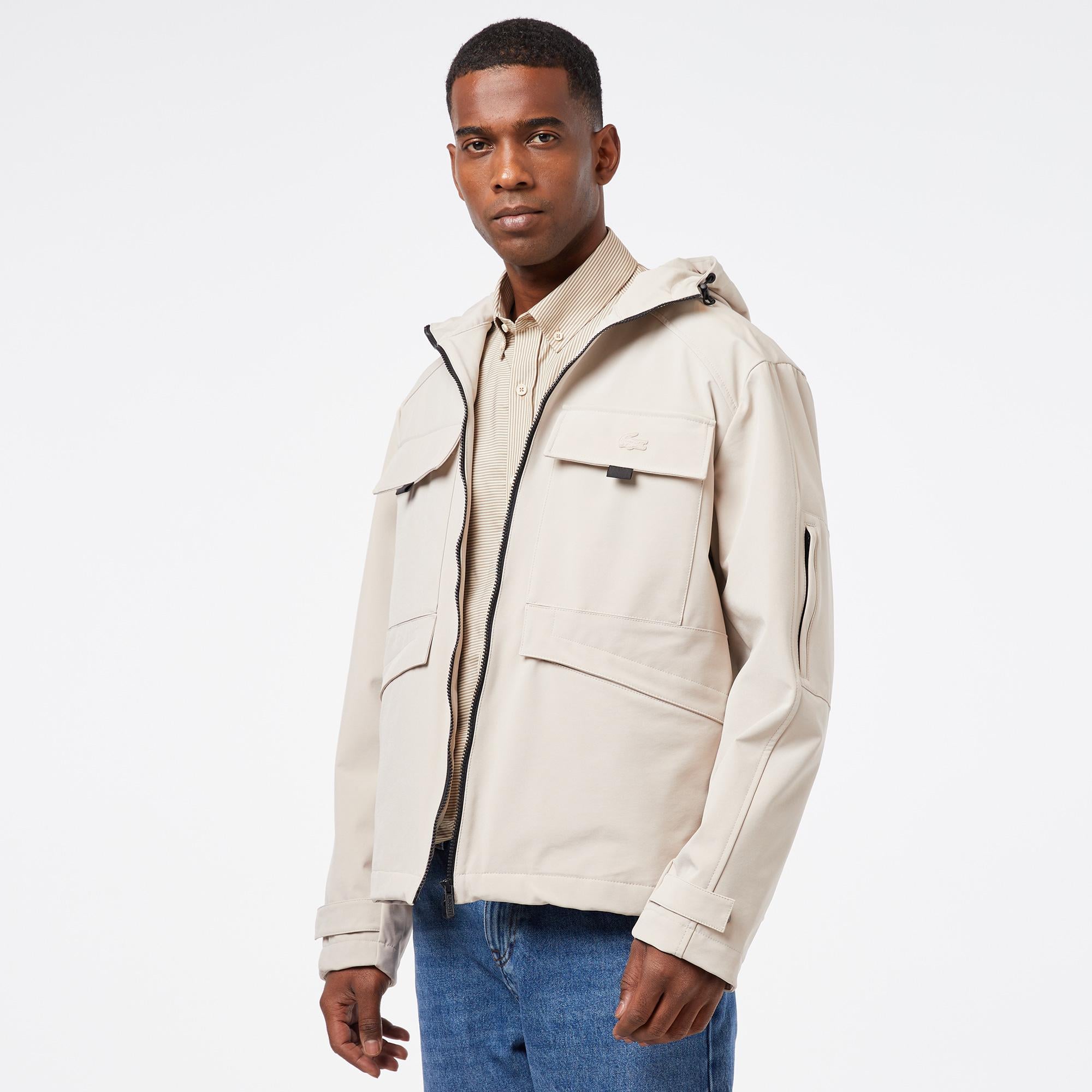 Lacoste Erkek Relaxed Fit Kapüşonlu Baskılı Krem Yağmurluk