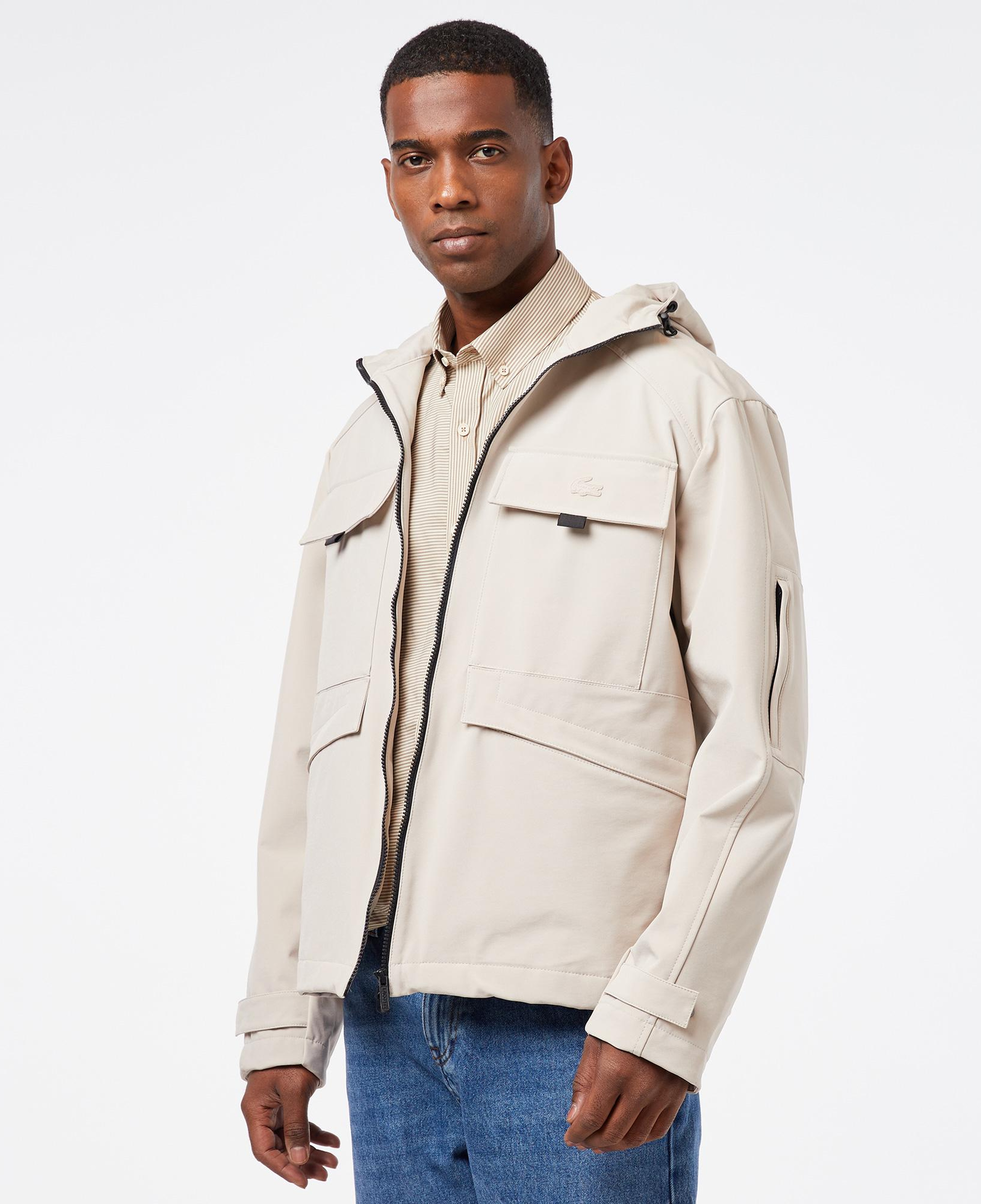 Lacoste Erkek Relaxed Fit Kapüşonlu Baskılı Krem Yağmurluk