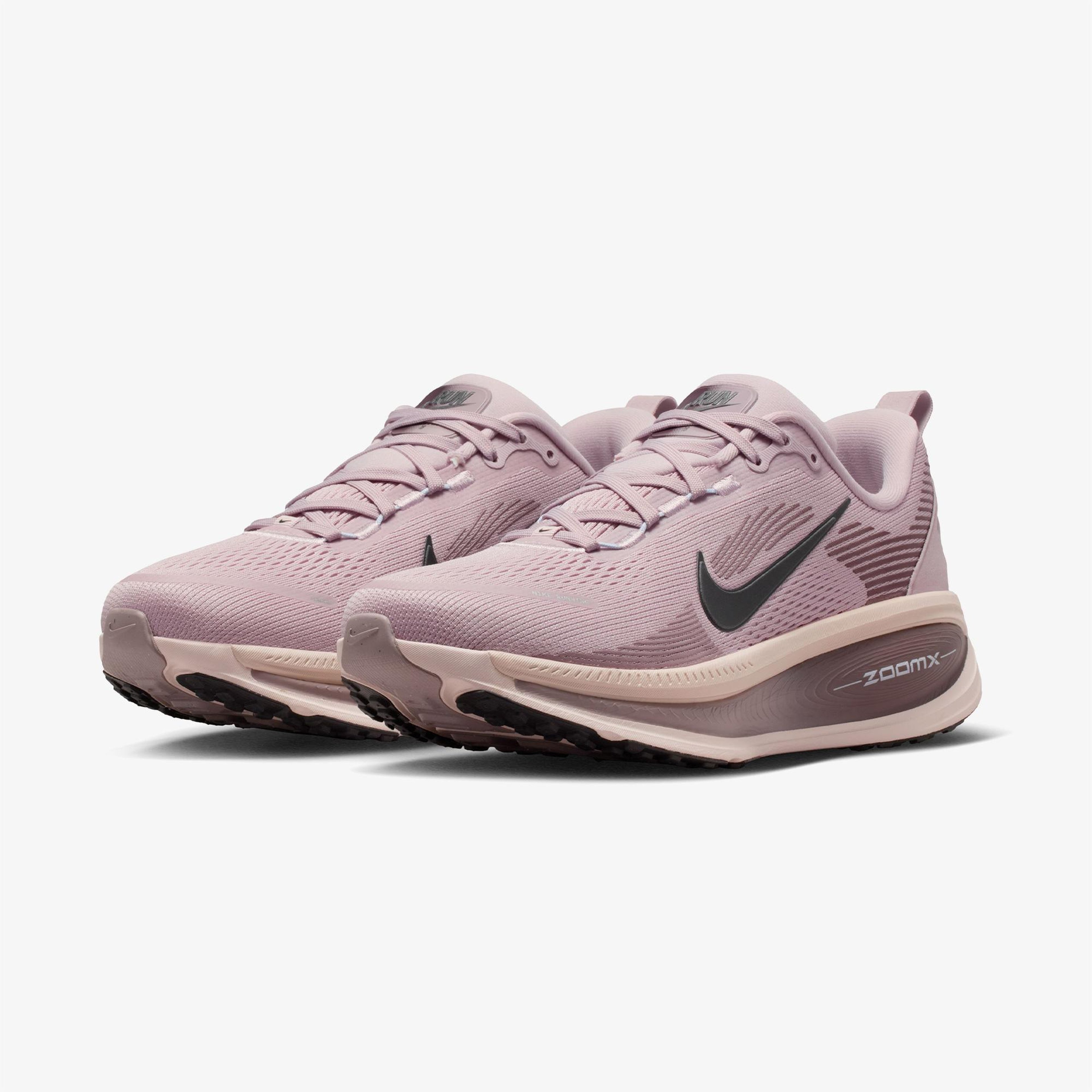 Nike Vomero 18 Kadın Pembe Koşu Ayakkabısı