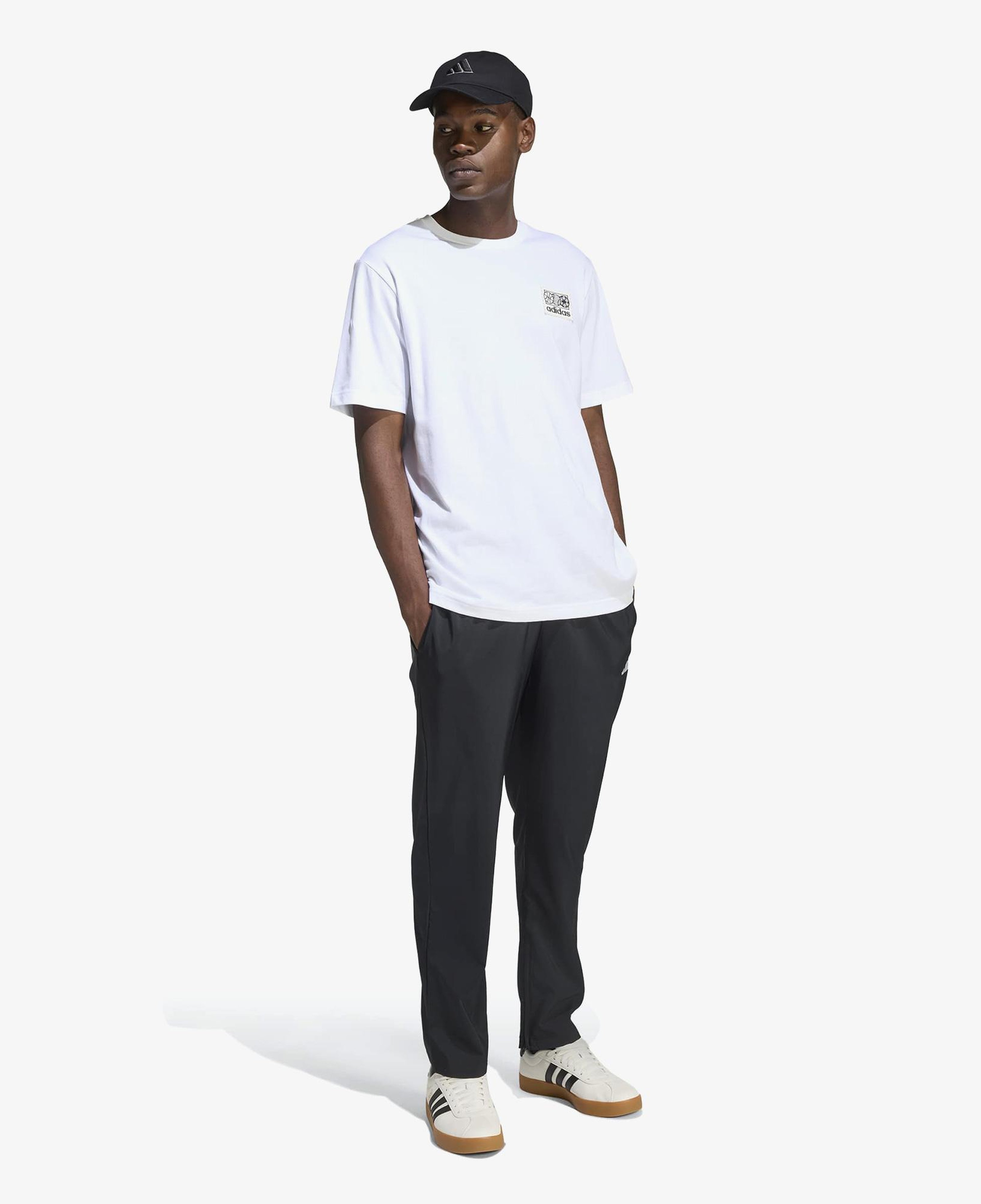 adidas Memories Of Sport Patch Graphic Erkek Beyaz Antrenman T-Shirt