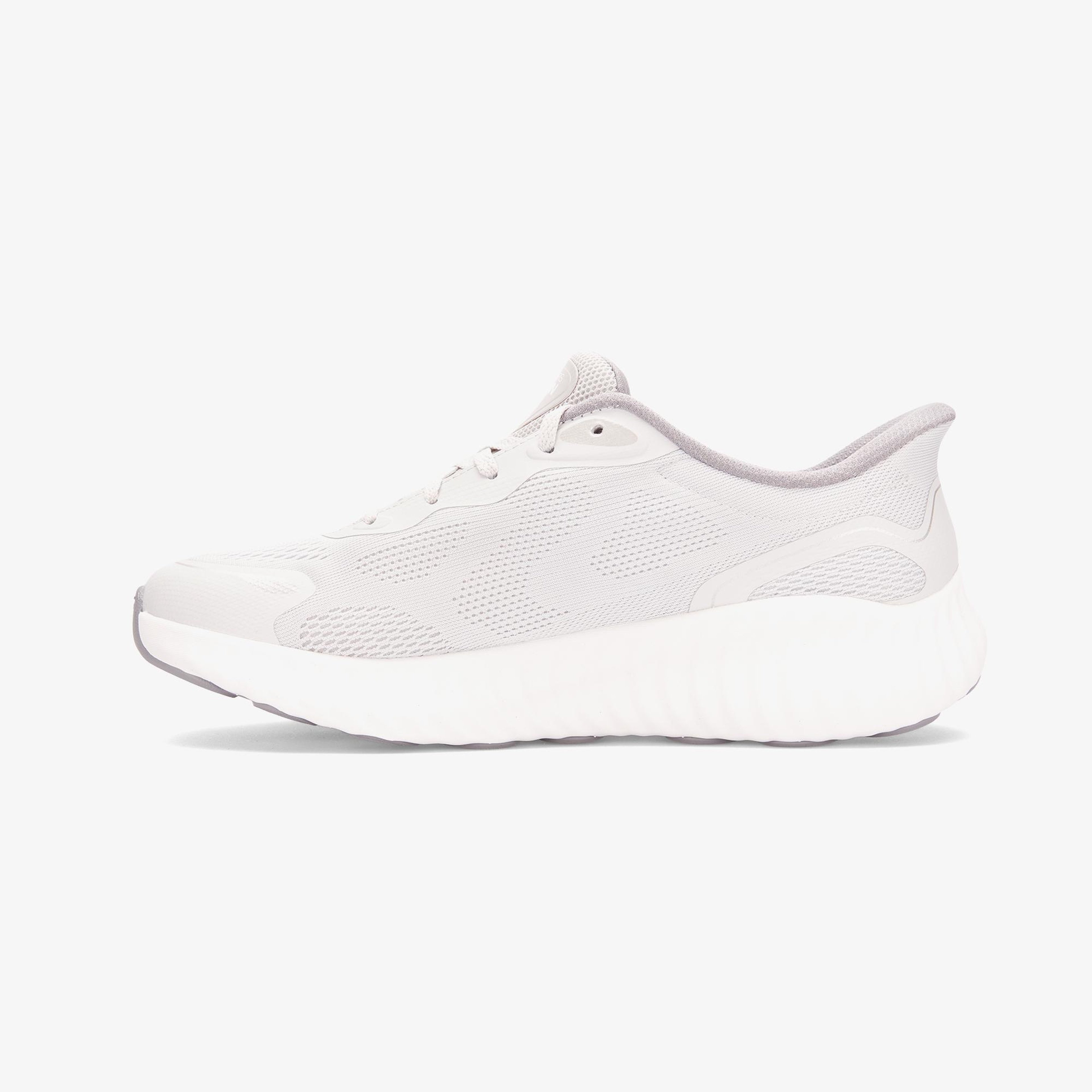 Skechers Go Run Now Kadın Gri Koşu Ayakkabısı