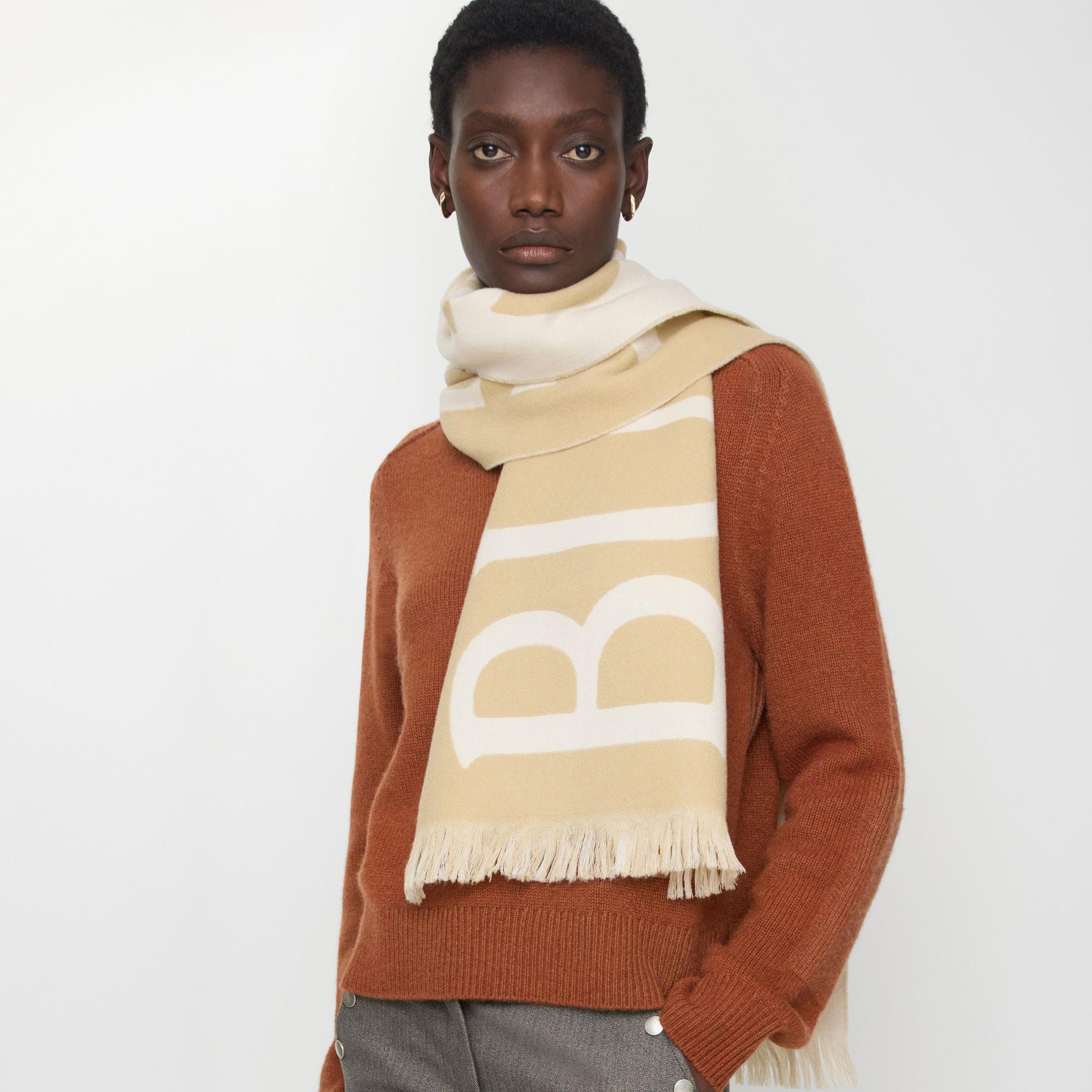 Burberry Kadın Bej Yün Atkı