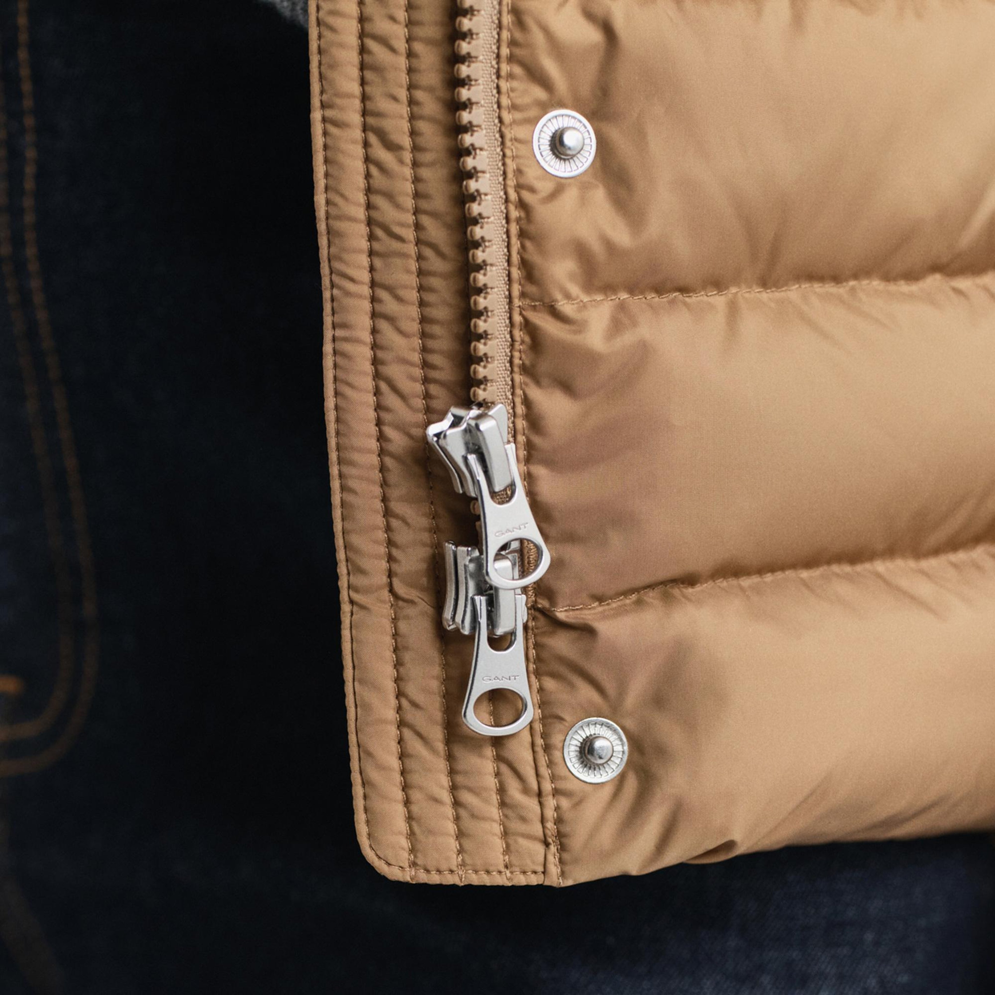 GANT Kadın Kahverengi Regular Fit Dik Yaka Kaz Tüyü Yelek