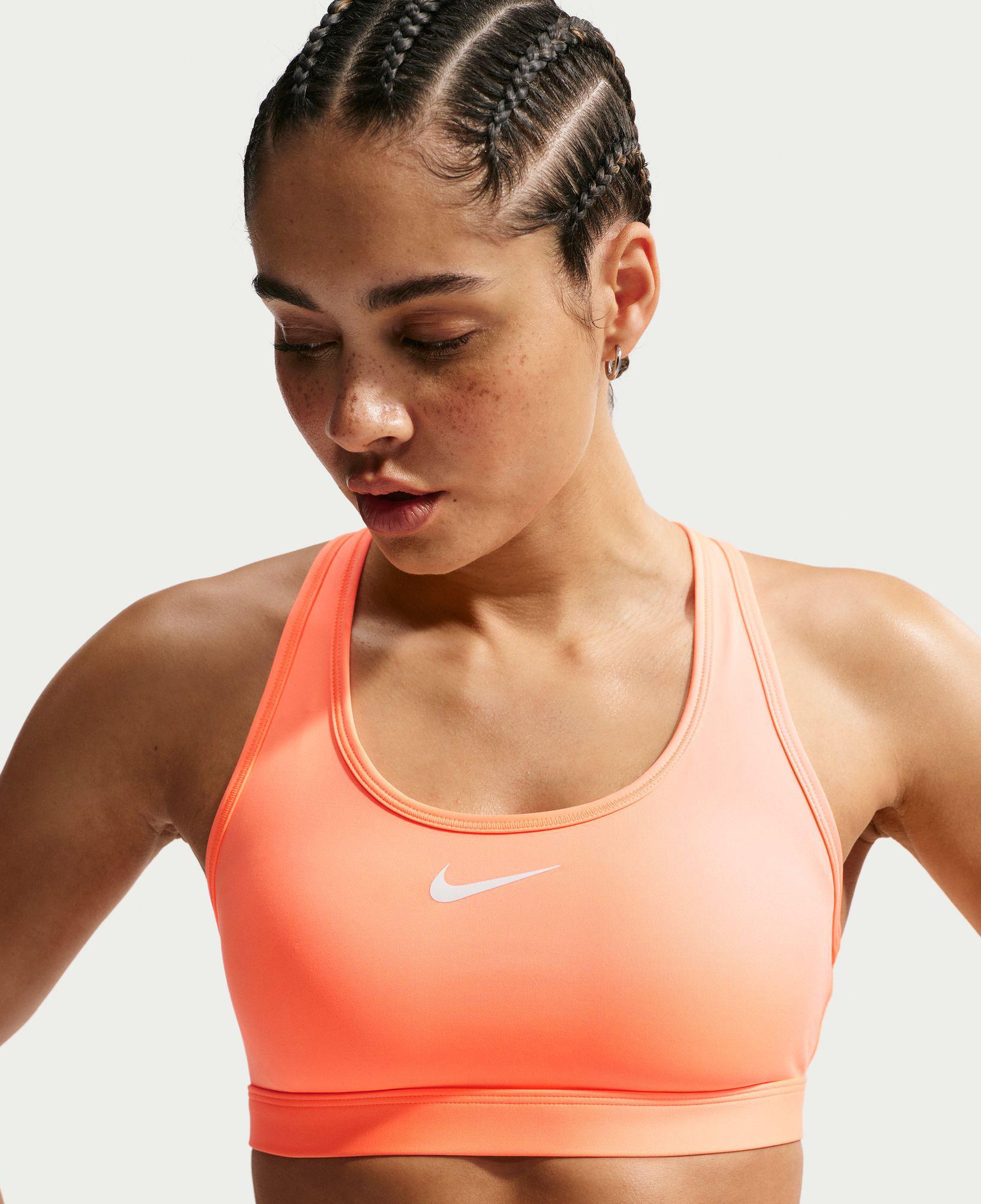 Nike Swoosh Orta Destekli Kadın Turuncu Bra