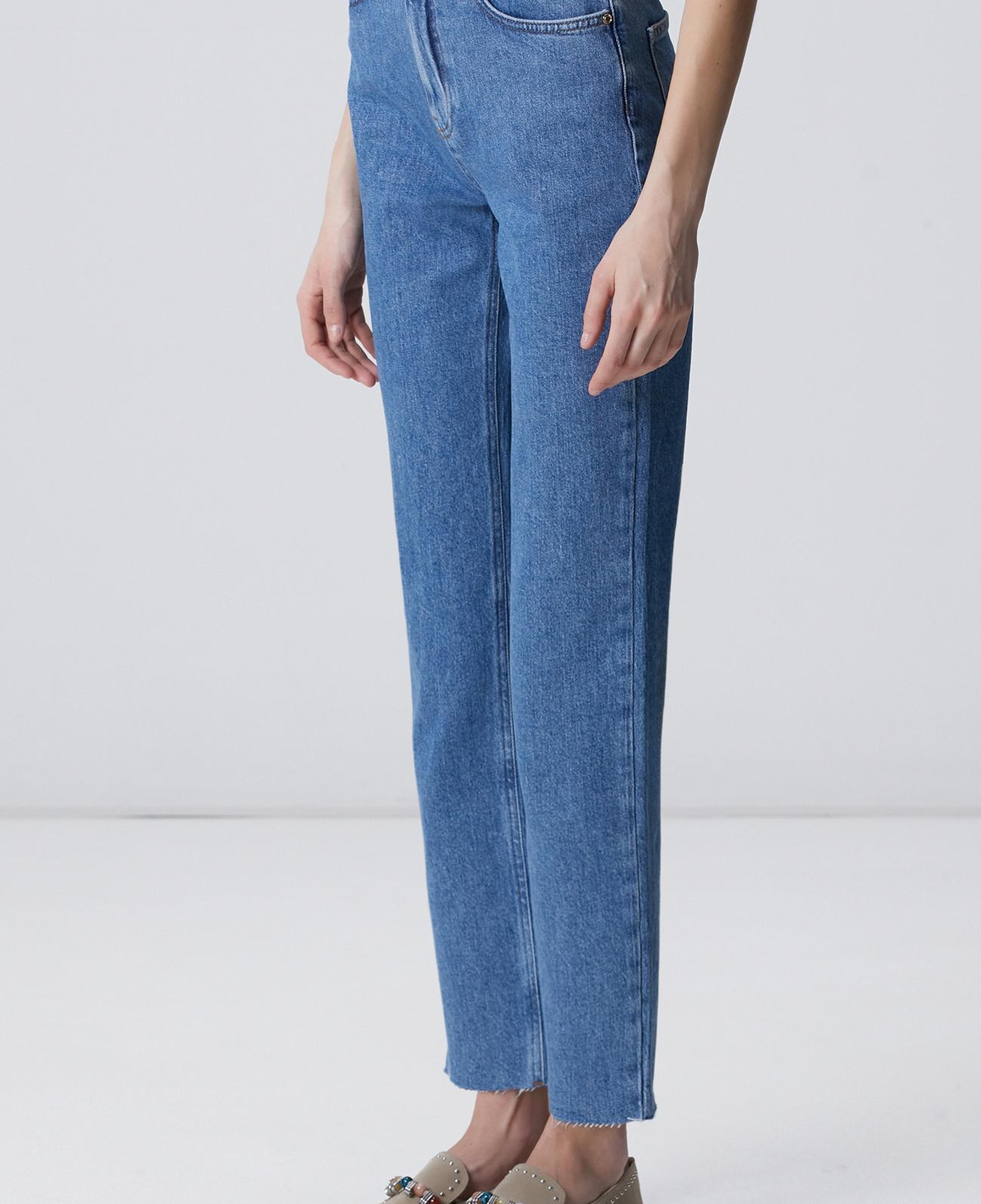 Network Kadın Slim Fit Açık Indigo Mavi Denim Pantolon