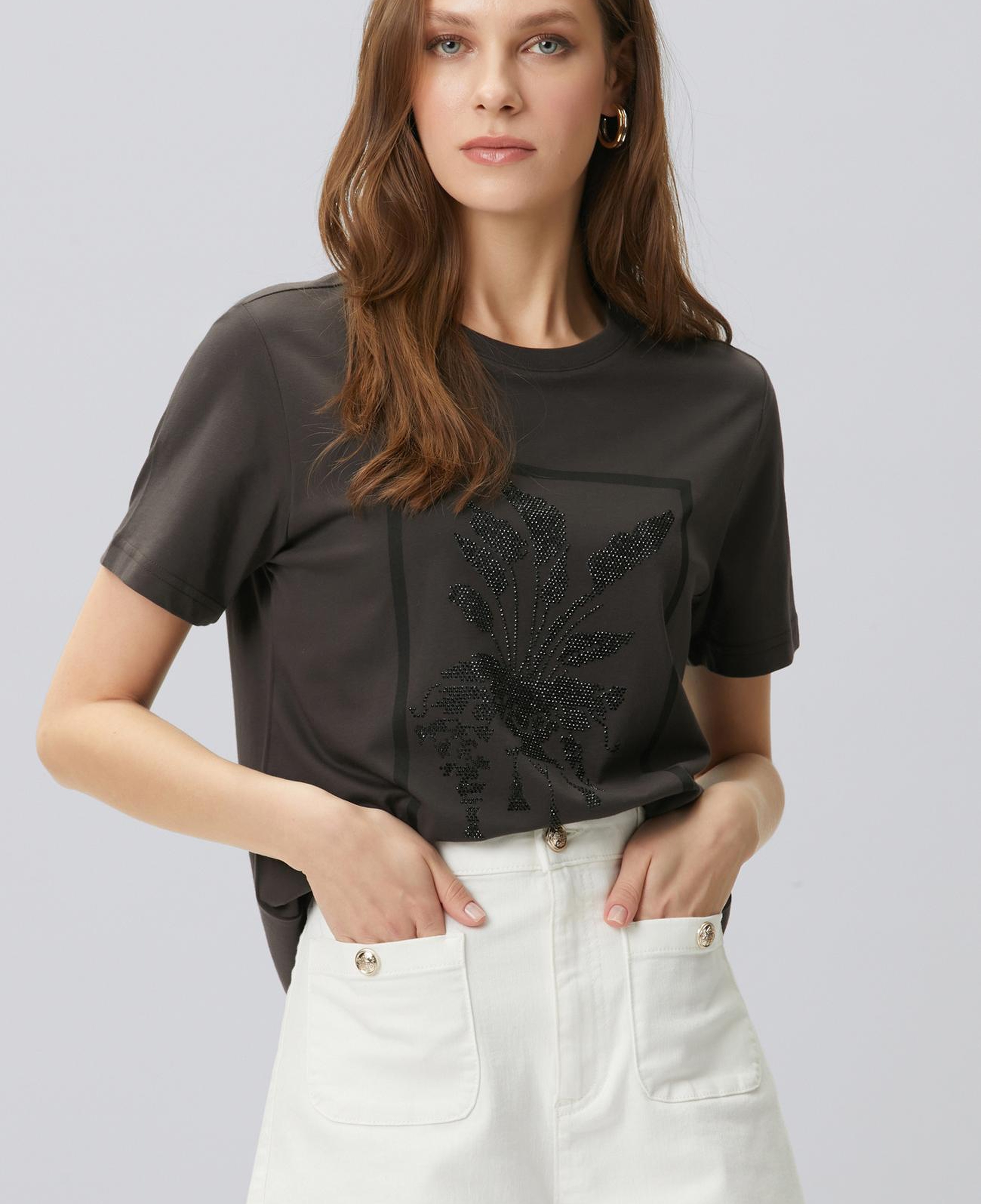Network Kadın Kahverengi Royal Desen Taş Baskılı T-shirt