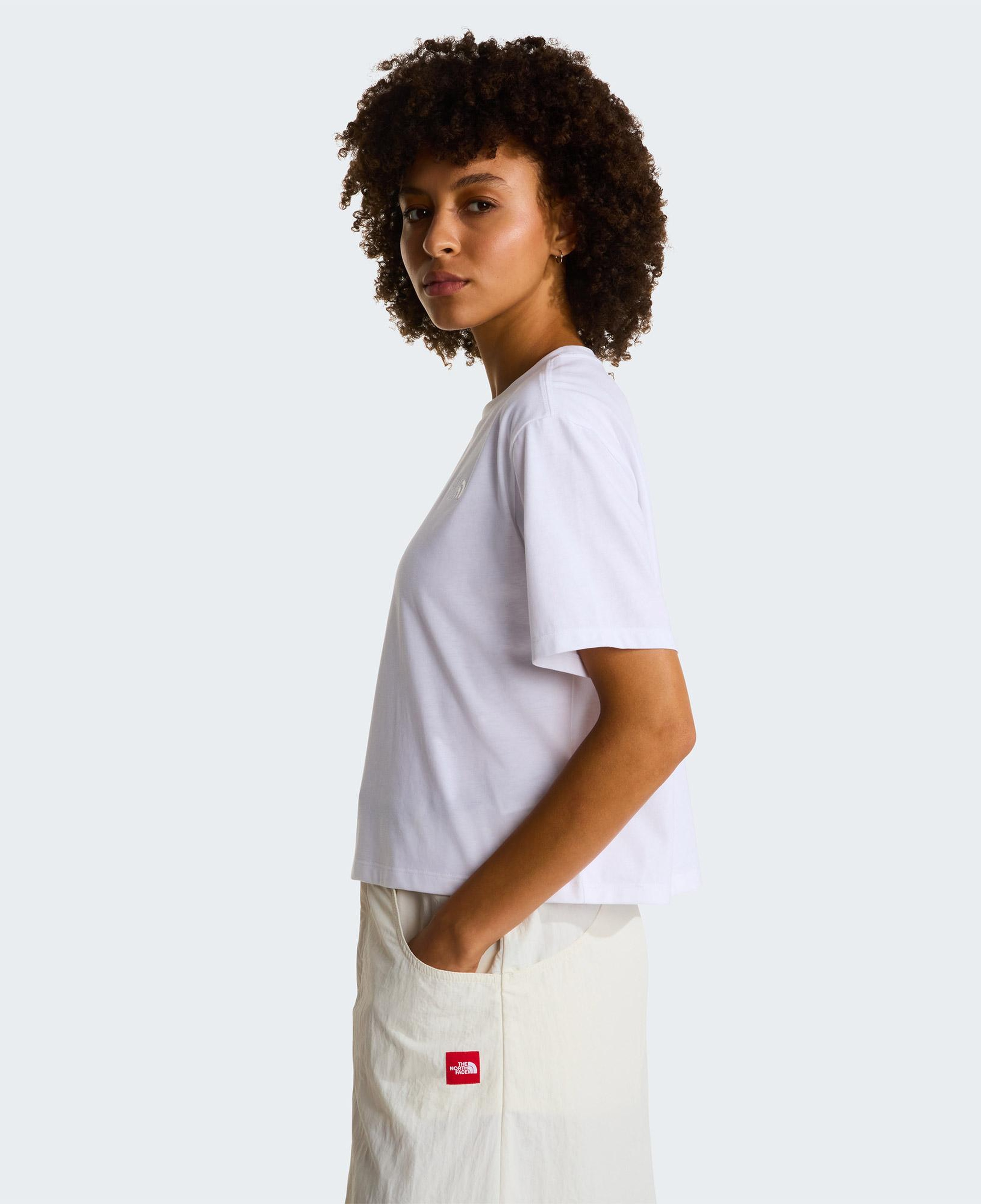 The North Face Evolution Simple Dome Crop Rlx Kadın Beyaz T-Shirt