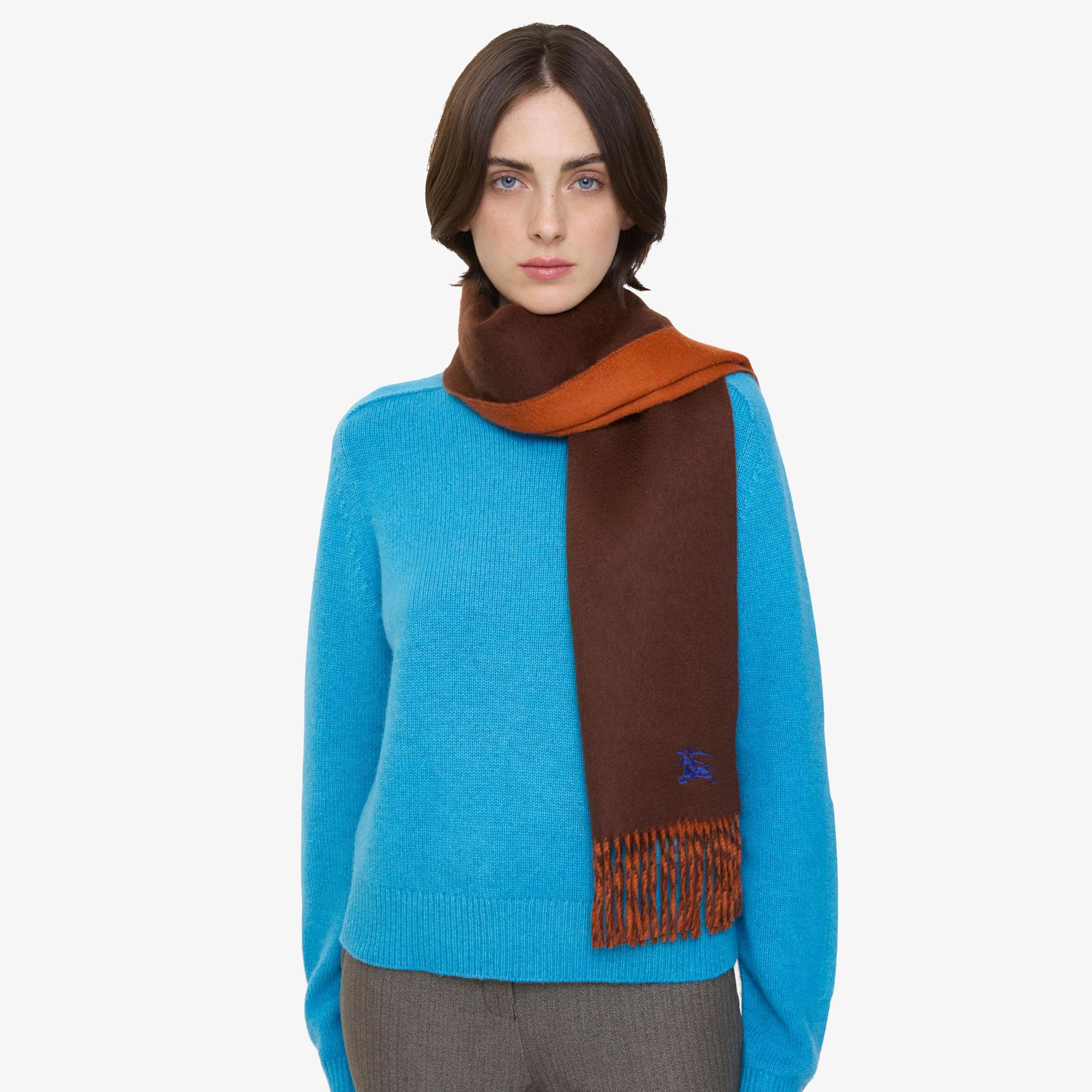 Burberry Knight Solid Reversible Cashmere Kadın Kahverengi Atkı