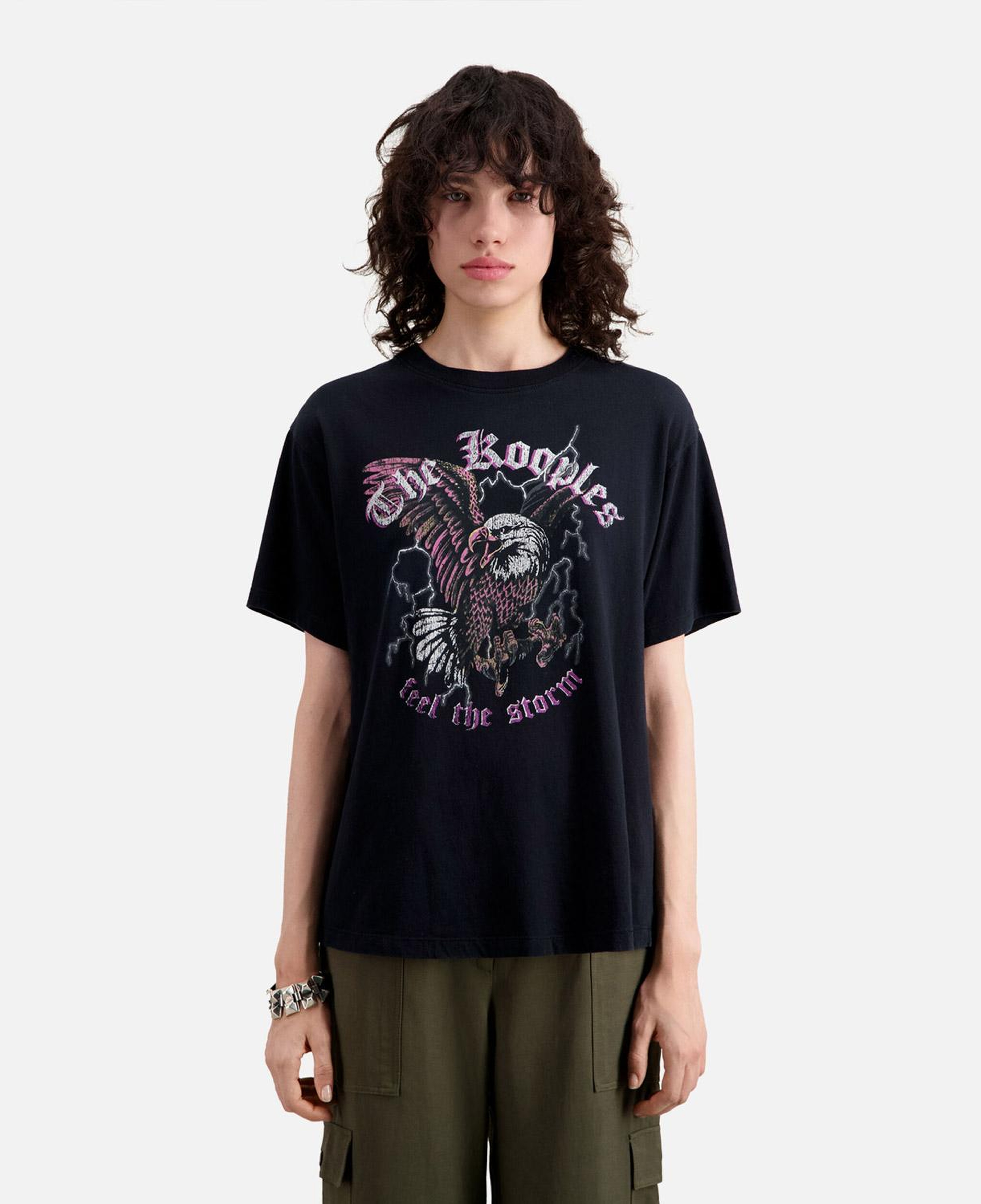 KADIN BASKILI SİYAH T-SHIRT