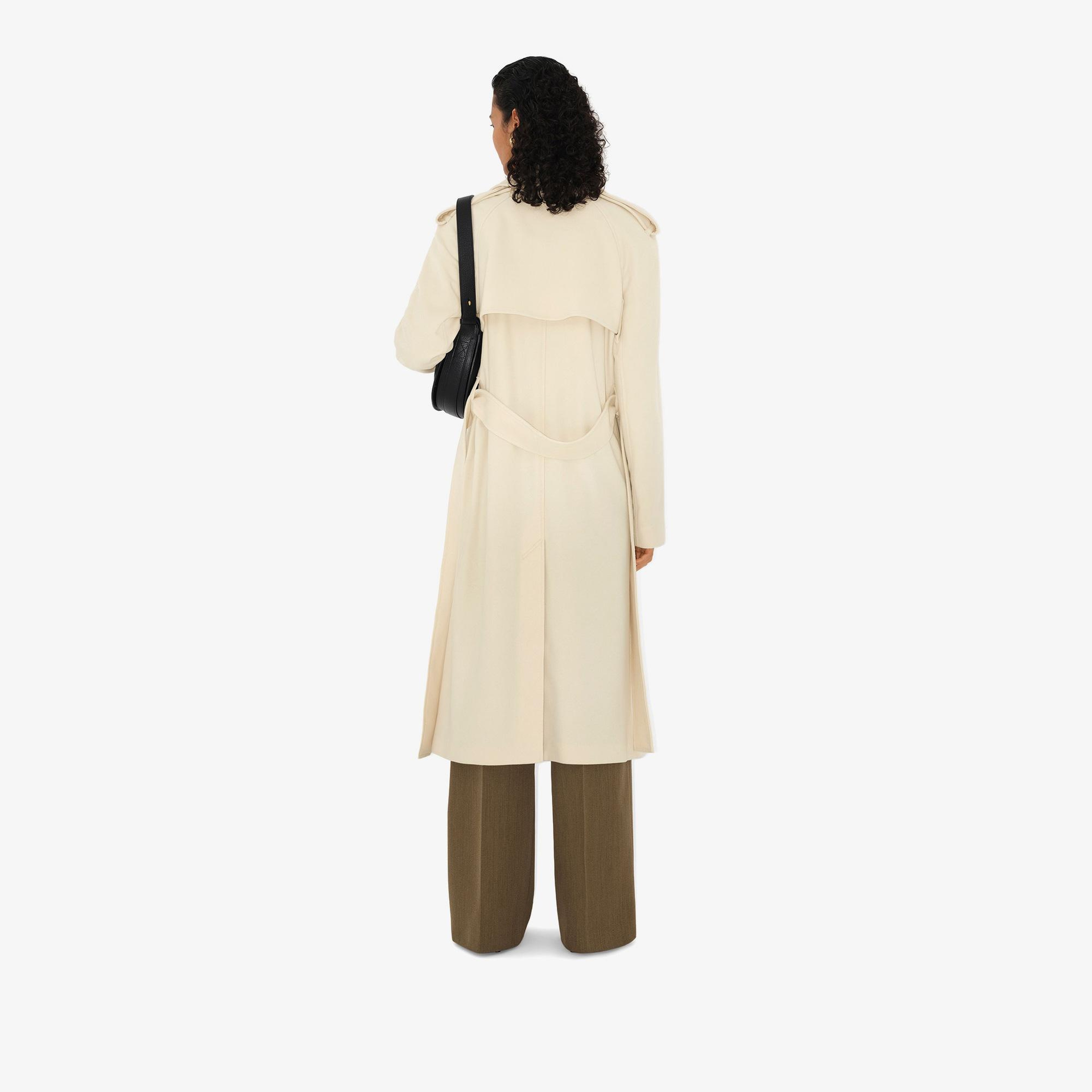Burberry Kadın Beyaz Mont