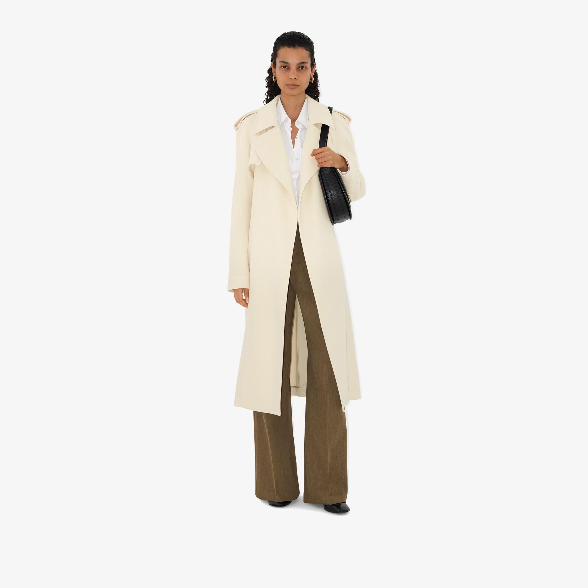 Burberry Kadın Beyaz Mont