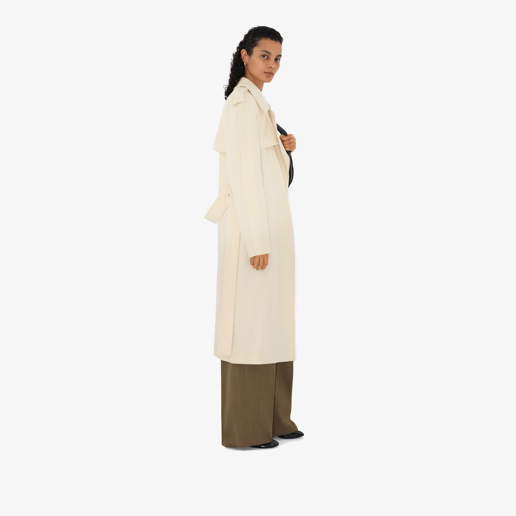 Burberry Kadın Beyaz Mont