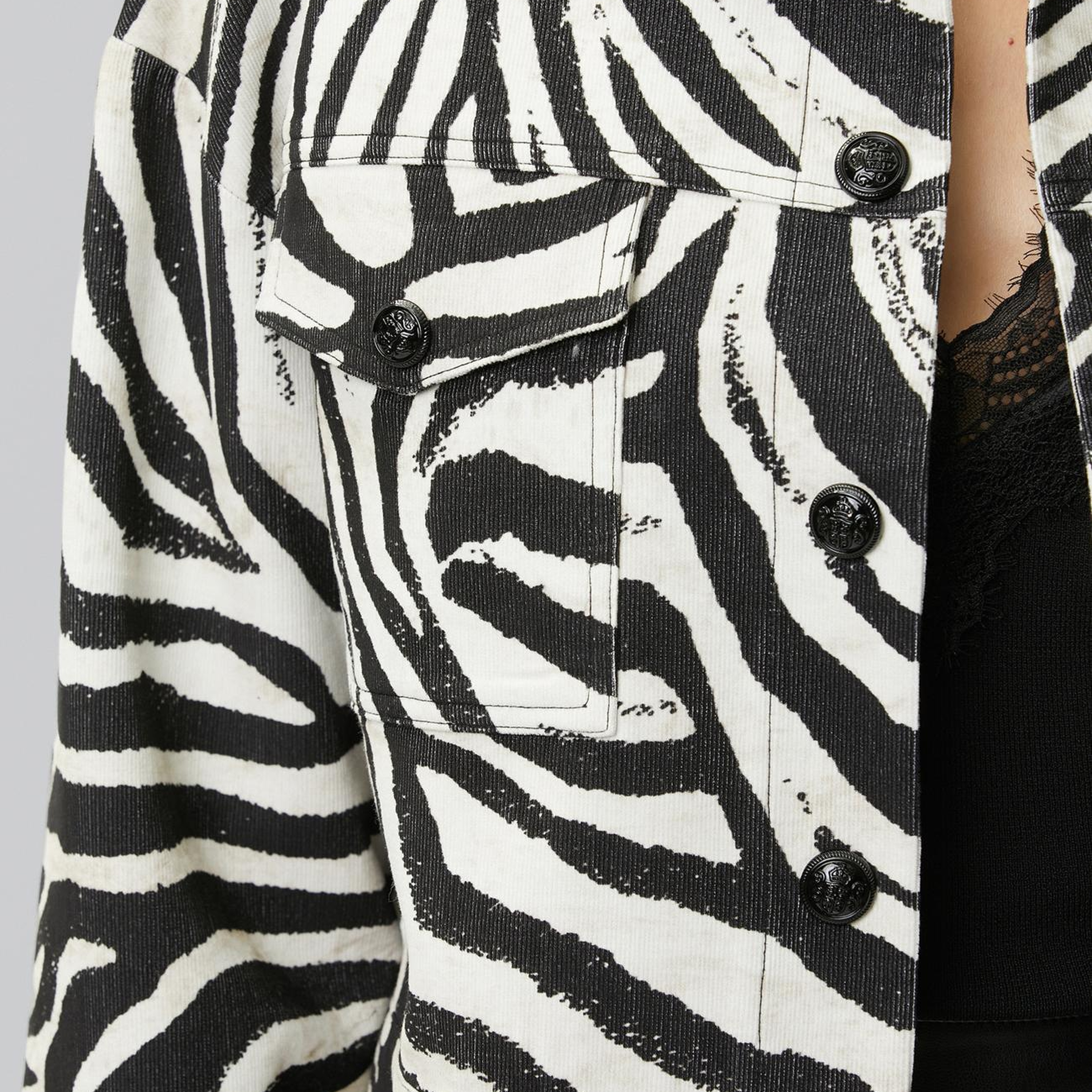 Network Kadın Siyah Kırık Beyaz Animal Print Desenli Mont
