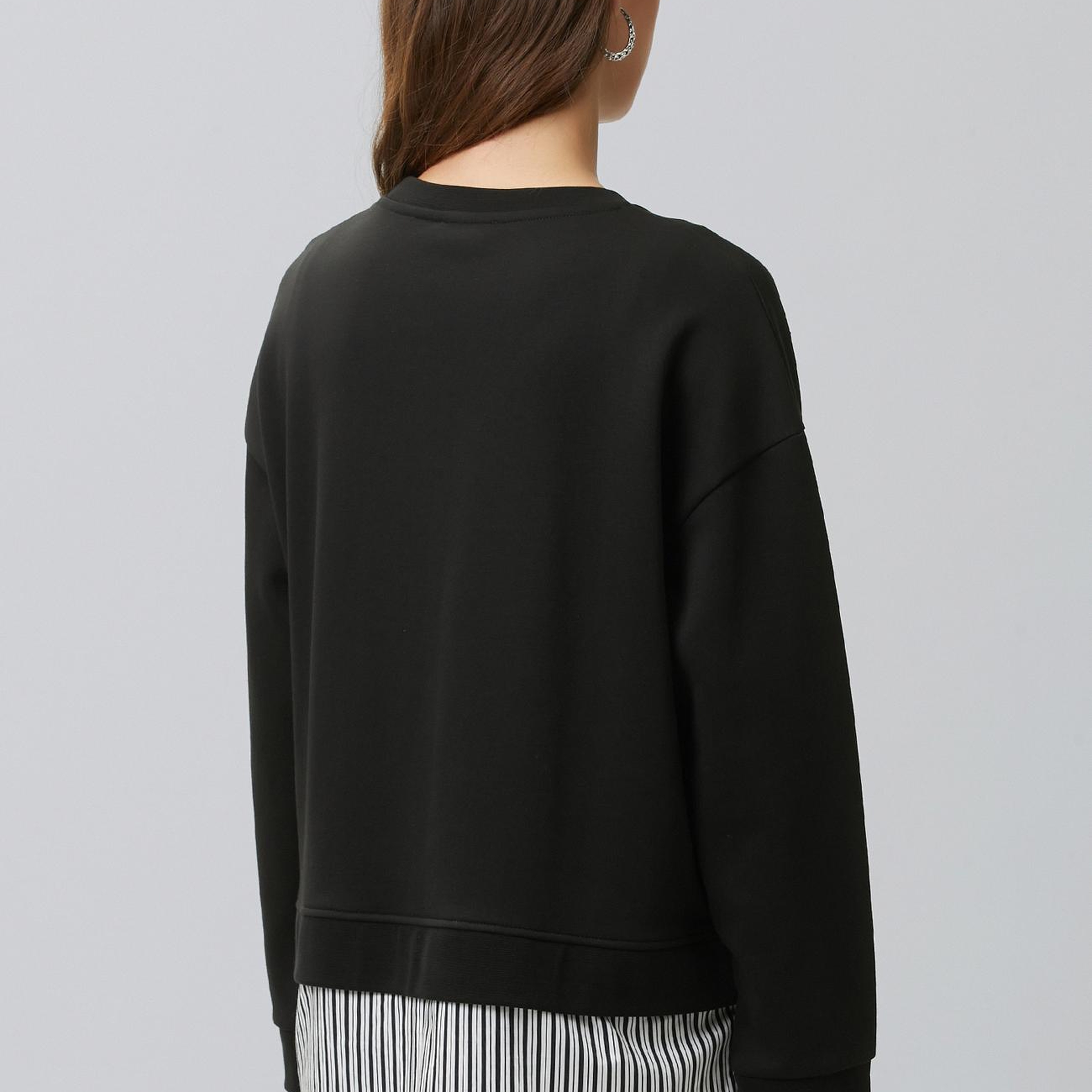 Network Kadın Siyah Taş Detaylı Dokuma Garnili Sweatshirt