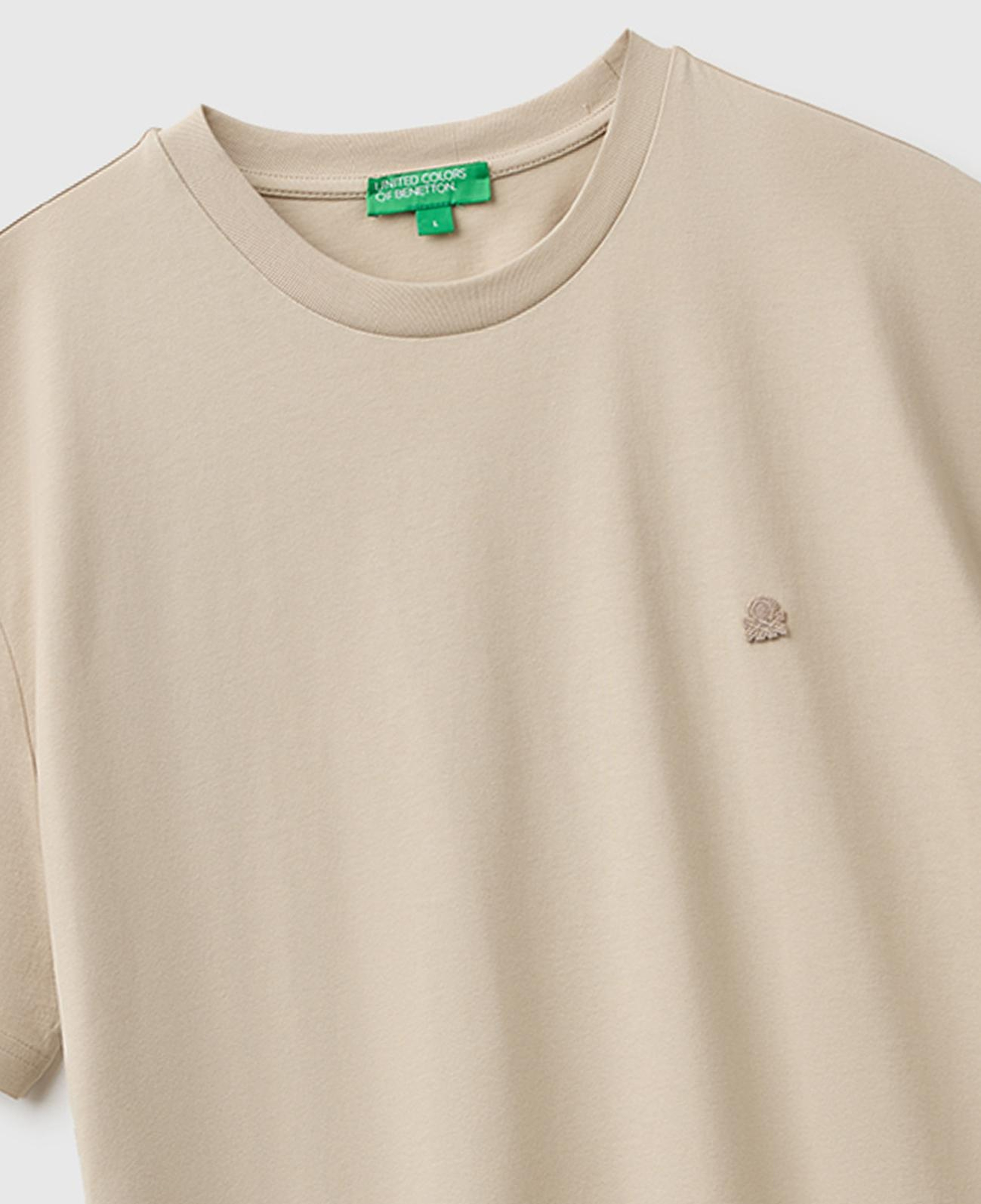 Erkek Bej %100 Koton Logolu Bisiklet Yaka T-Shirt