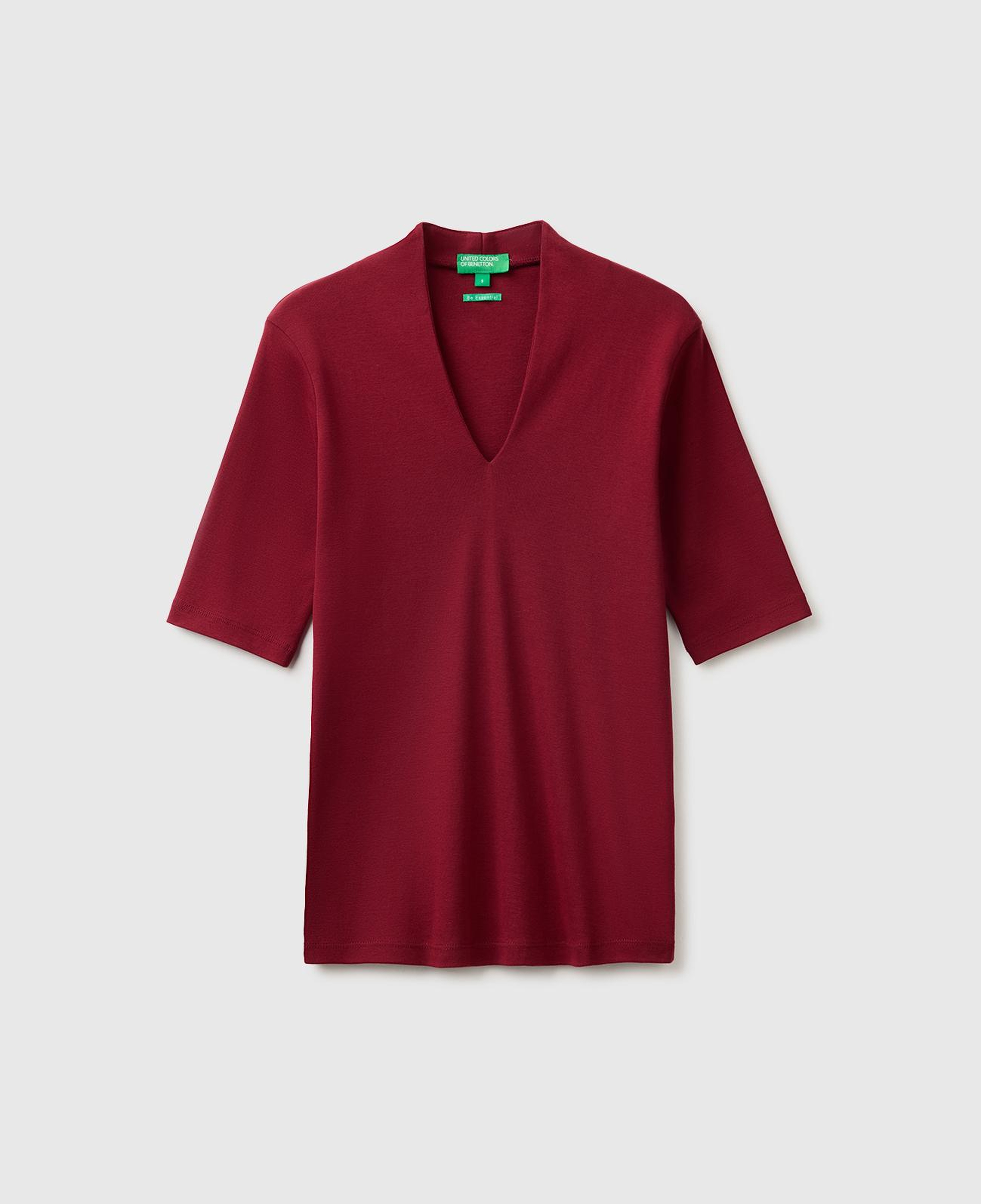 Kadın Mürdüm %100 Pamuk Yarım Kollu Derin V Yaka T-Shirt