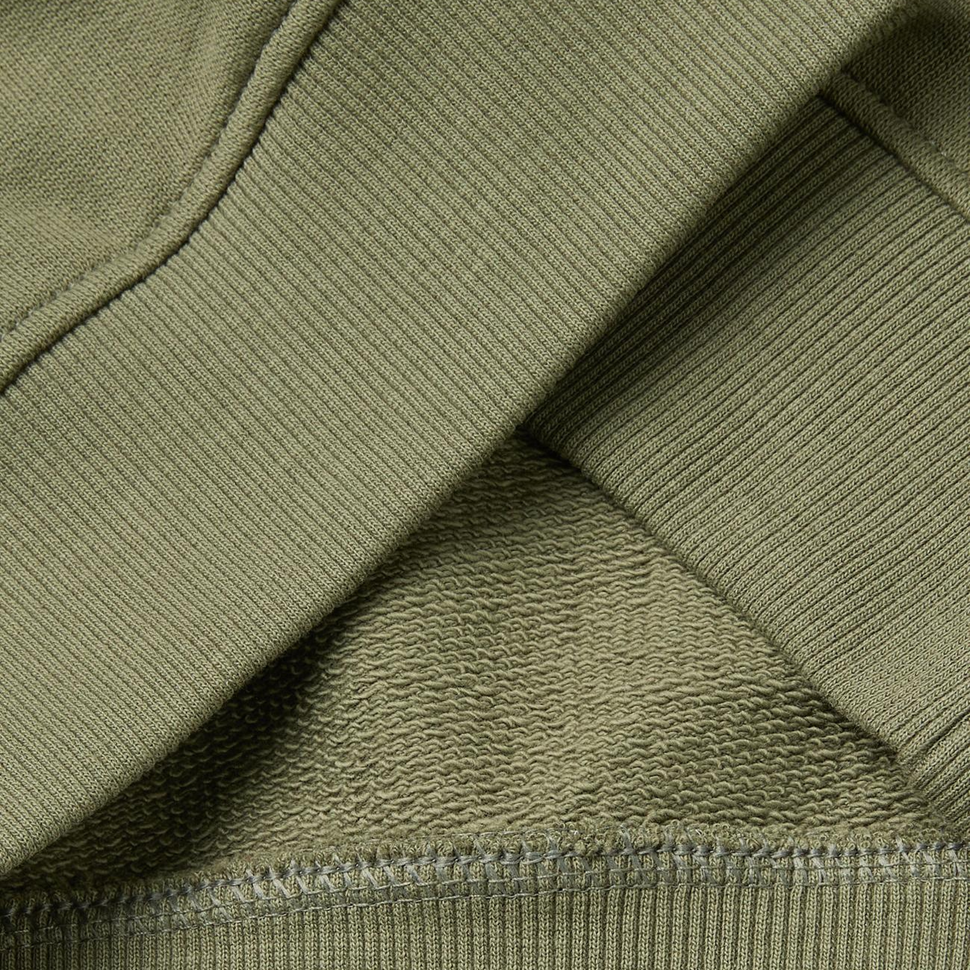Erkek Çocuk Haki Önü İşlemeli Ribanalı Reglan Kollu Bisiklet Yaka Sweatshirt