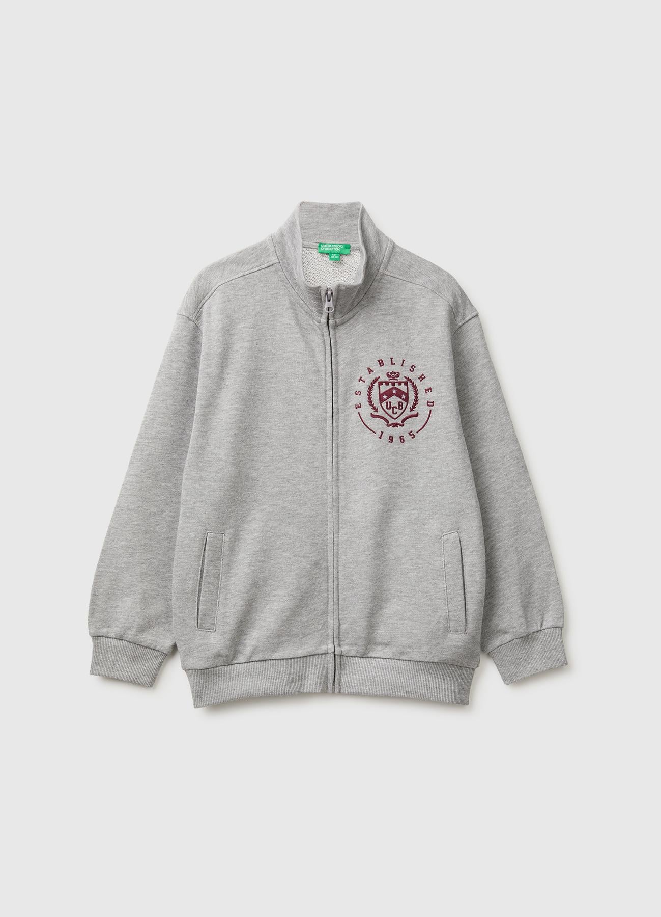 Erkek Çocuk Gri Melanj Önü İşlemeli Ribanalı Cepli Fermuarlı Dik Yaka Sweatshirt
