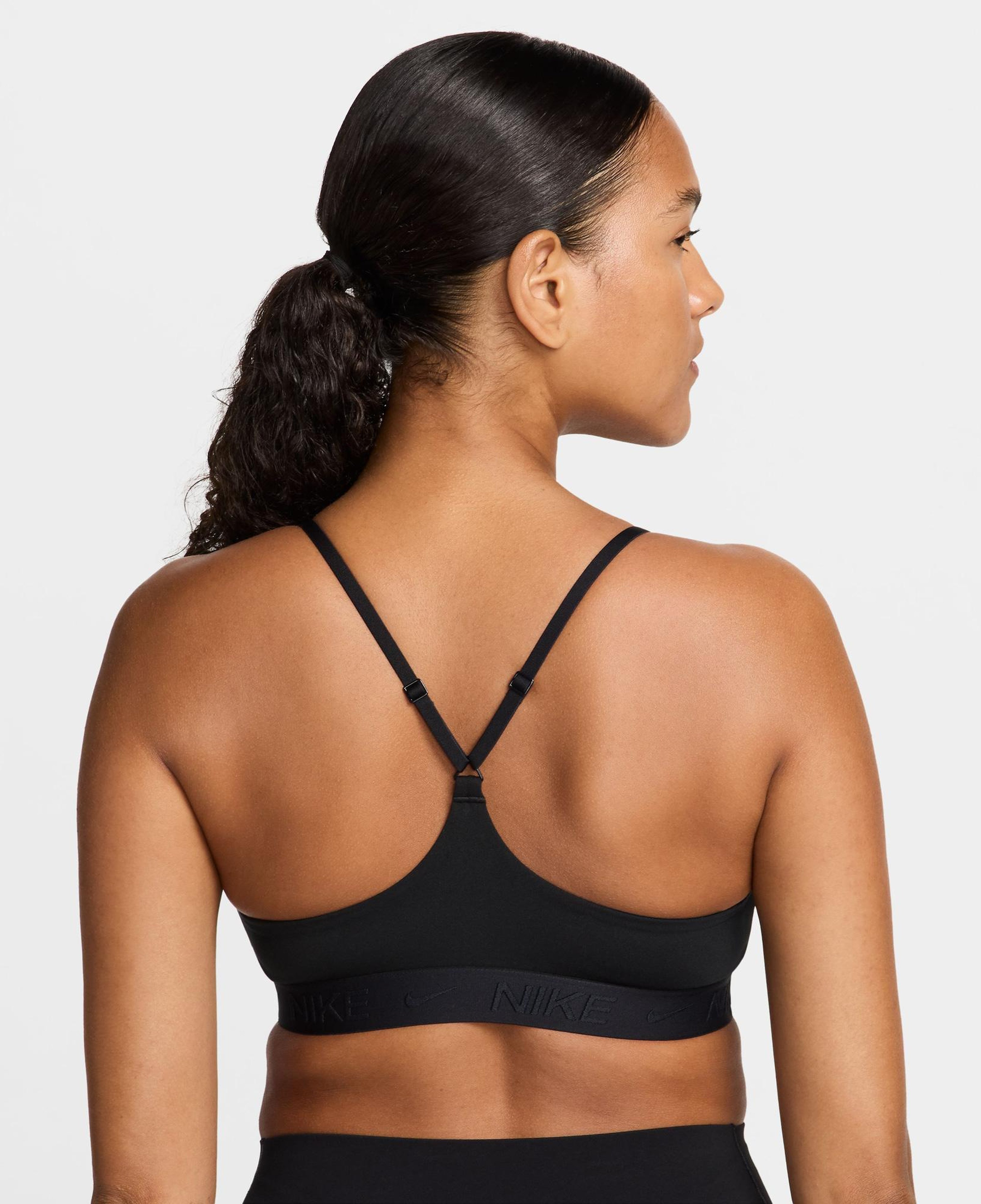 Nike Dri-Fit Indy Hafif Destekli Kadın Siyah Bra